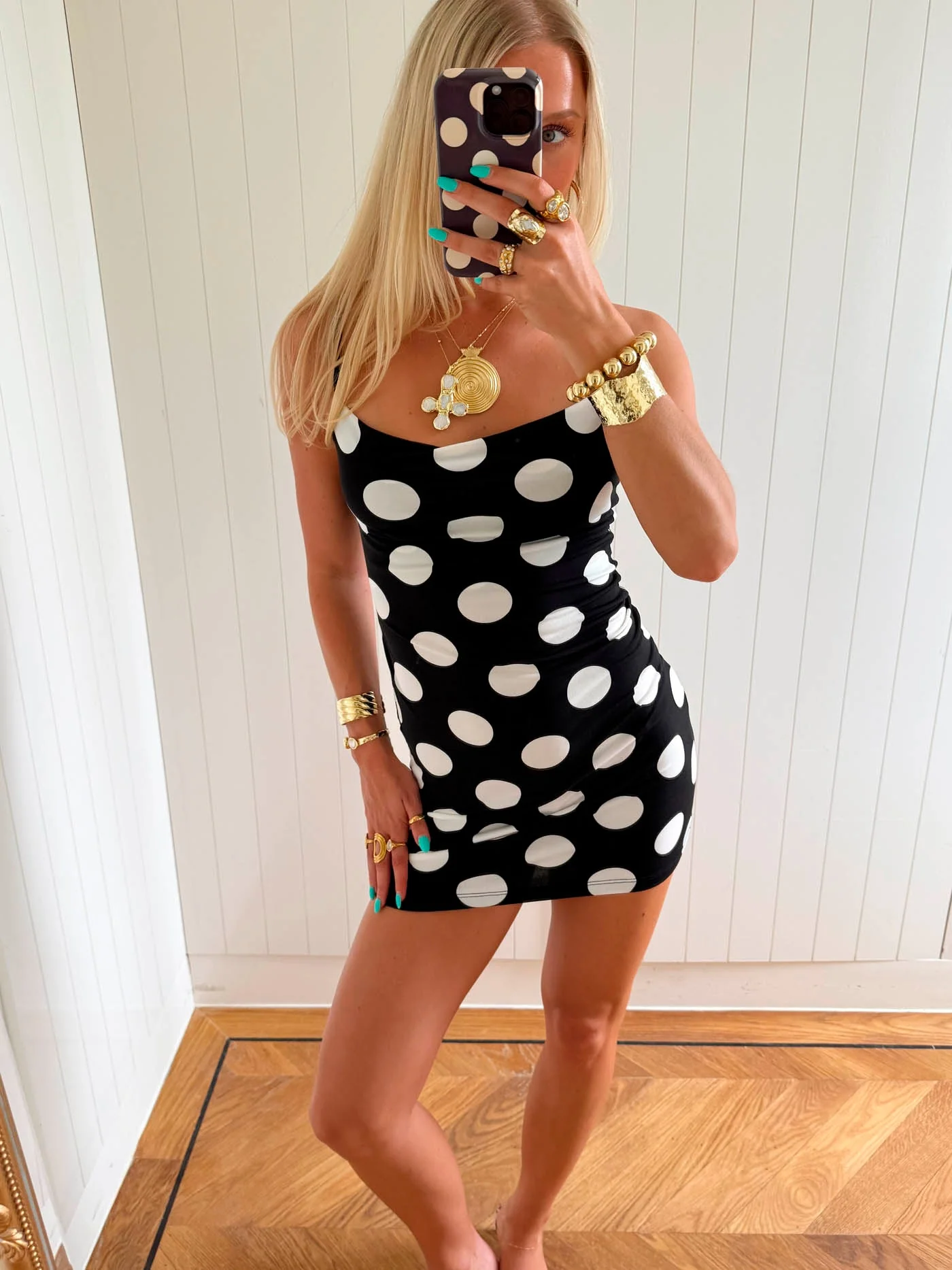 Scandivv mini dress with polka dots - Black/white 2 Scandivv mini dress with polka dots - Black/white