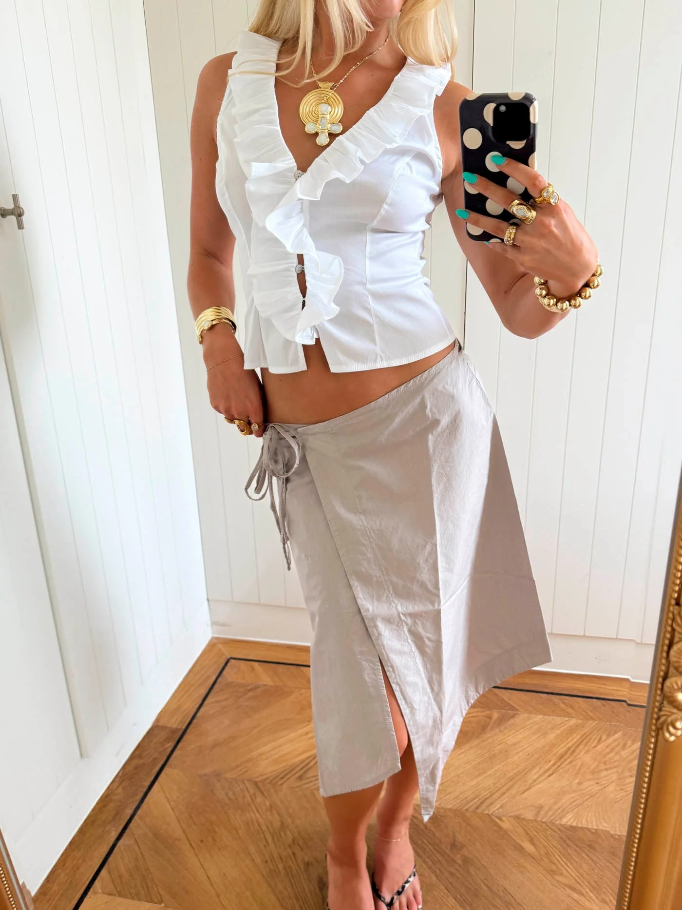 Scandivv top with big ruffles - White 17 Scandivv top with big ruffles - White