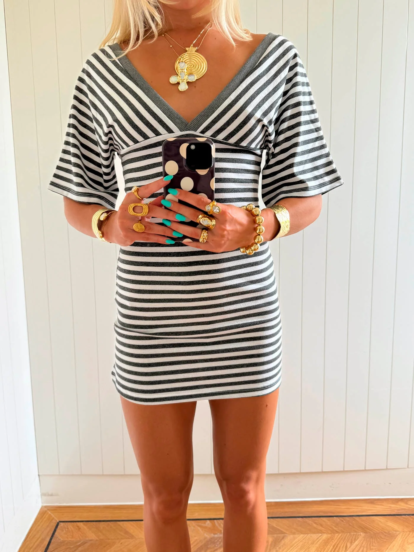 Scandivv v-neck dress with stripes - Grey/white 20 Scandivv v-neck dress with stripes - Grey/white