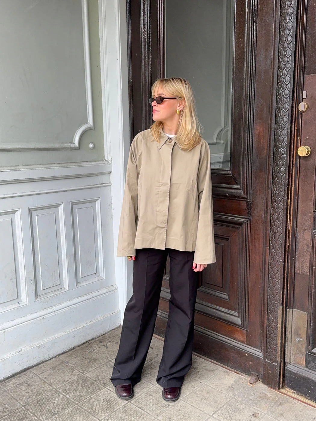 Monica short trenchcoat - Beige 8 Monica short trenchcoat - Beige