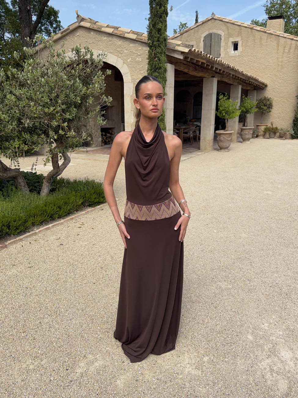 Skyla maxi dress with open back - Brown 1 Skyla maxi dress with open back - Brown