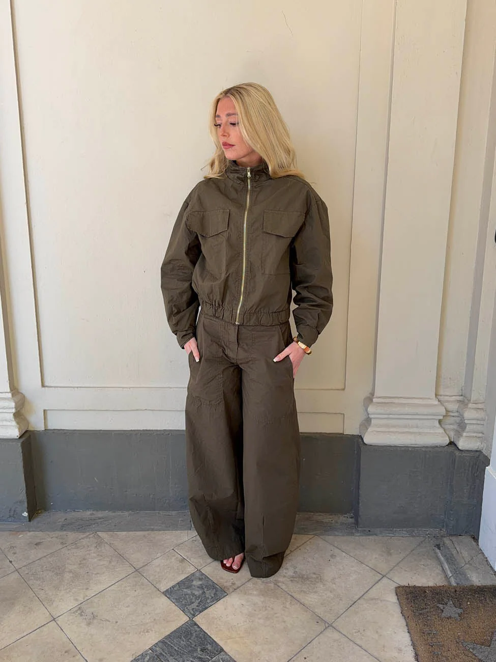 Takinnia cargo jacket - Khaki 7 Takinnia cargo jacket - Khaki