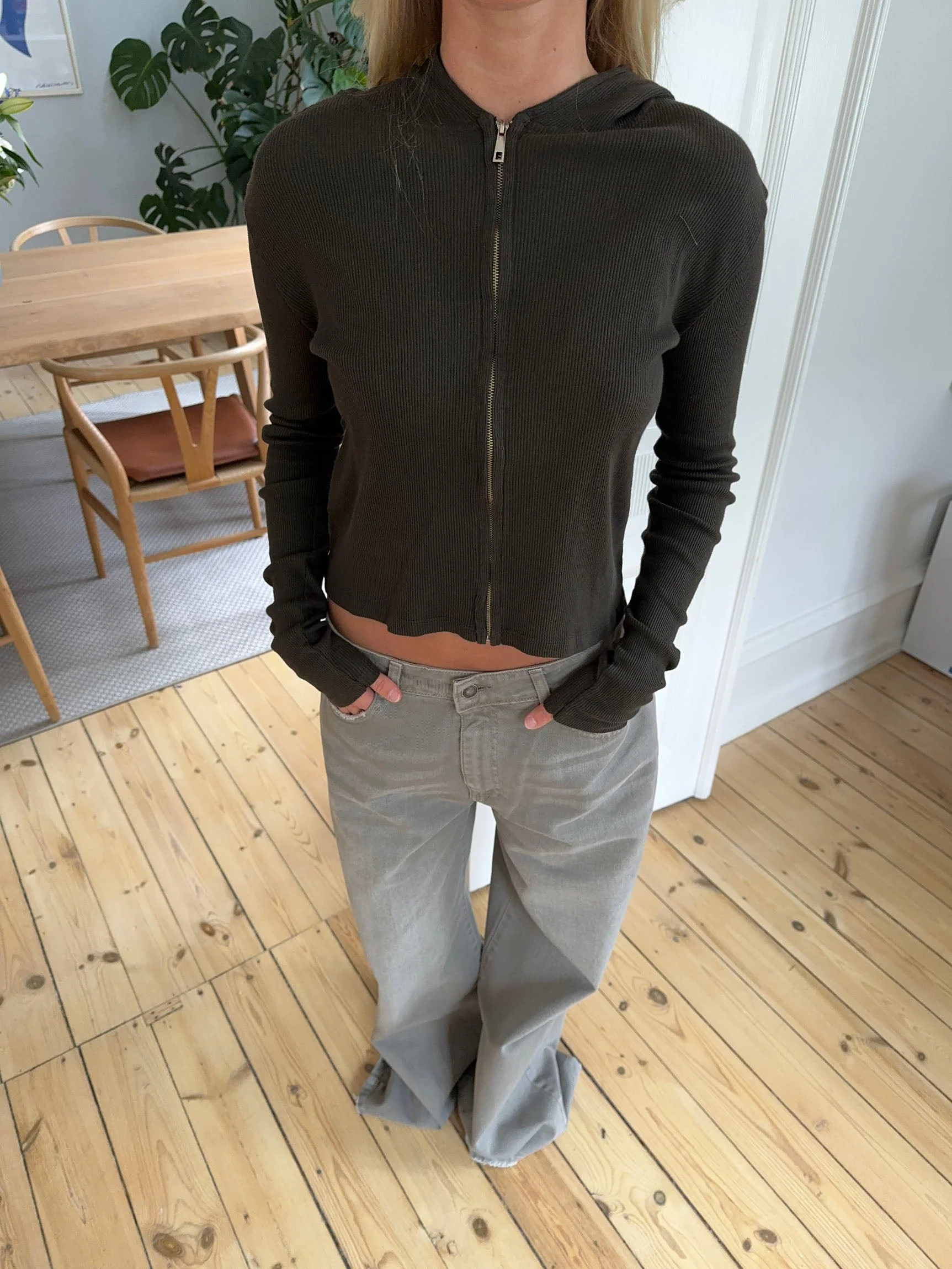 Isaline ribbed hoodie with zip - Brown 5 Isaline ribbed hoodie with zip - Brown