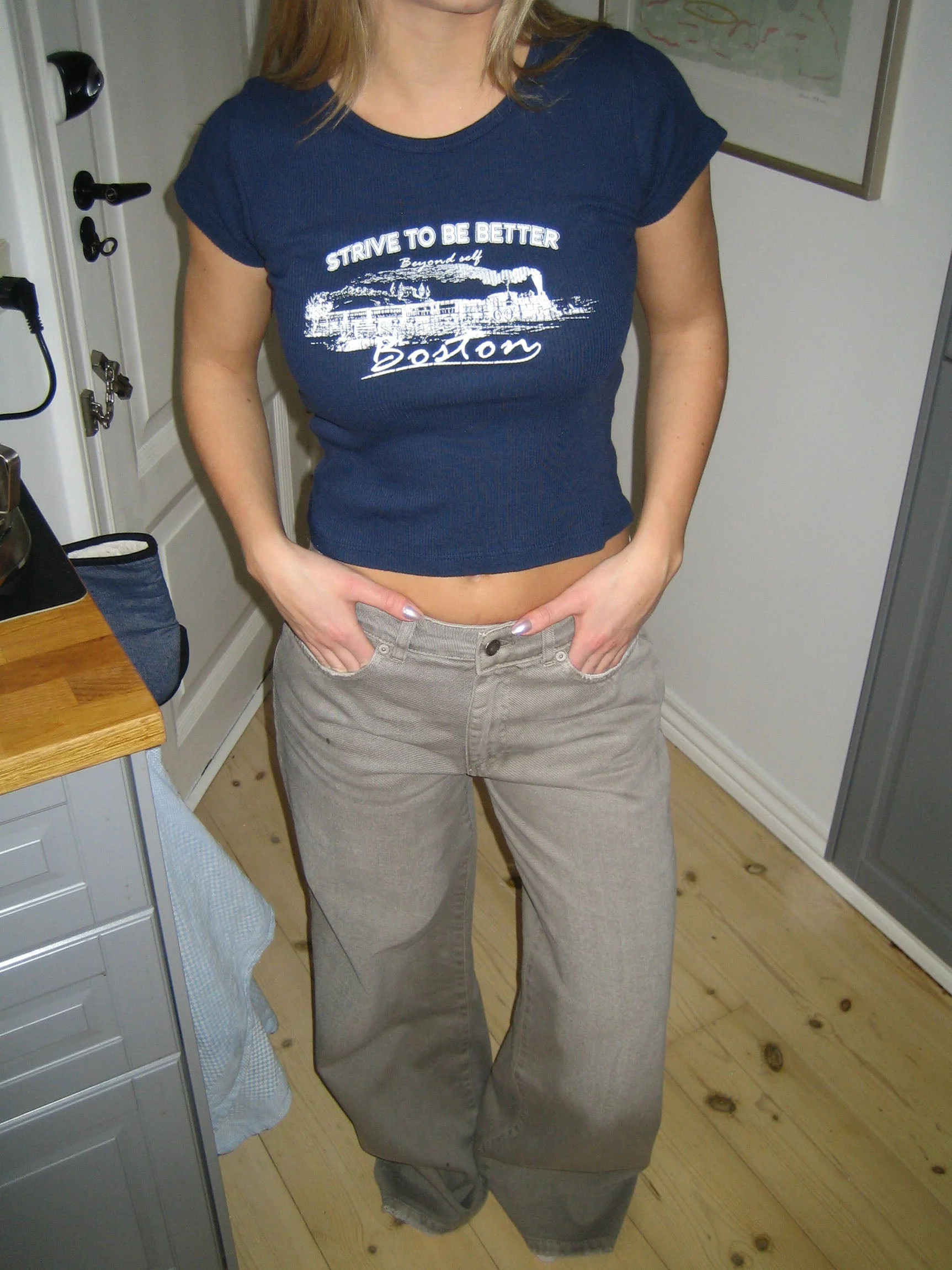 "Strive to be better" t-shirt - Navy 3 "Strive to be better" t-shirt - Navy