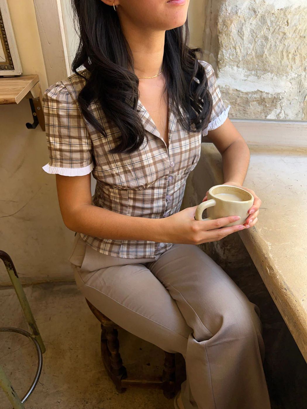 Kassandra fitted checkered shirt – Light brown/white 7 Kassandra fitted checkered shirt – Light brown/white
