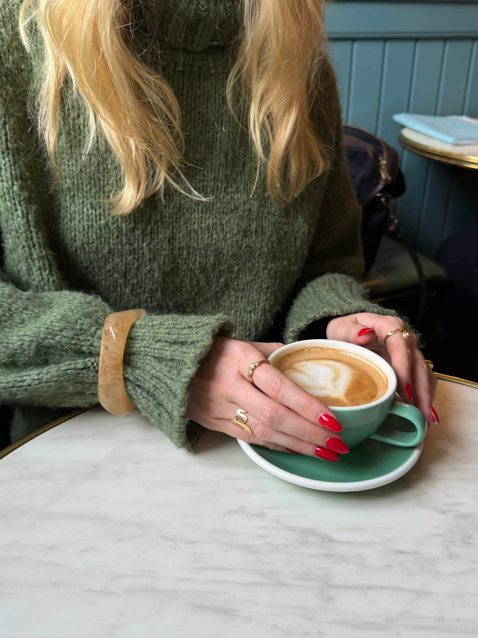 Lykke chunky bangle - Light caramel 3 Lykke chunky bangle - Light caramel