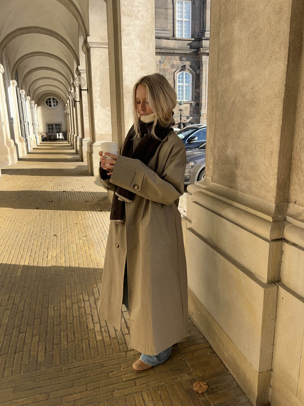Liroline scarf – Brown/off-white 2 Liroline scarf – Brown/off-white