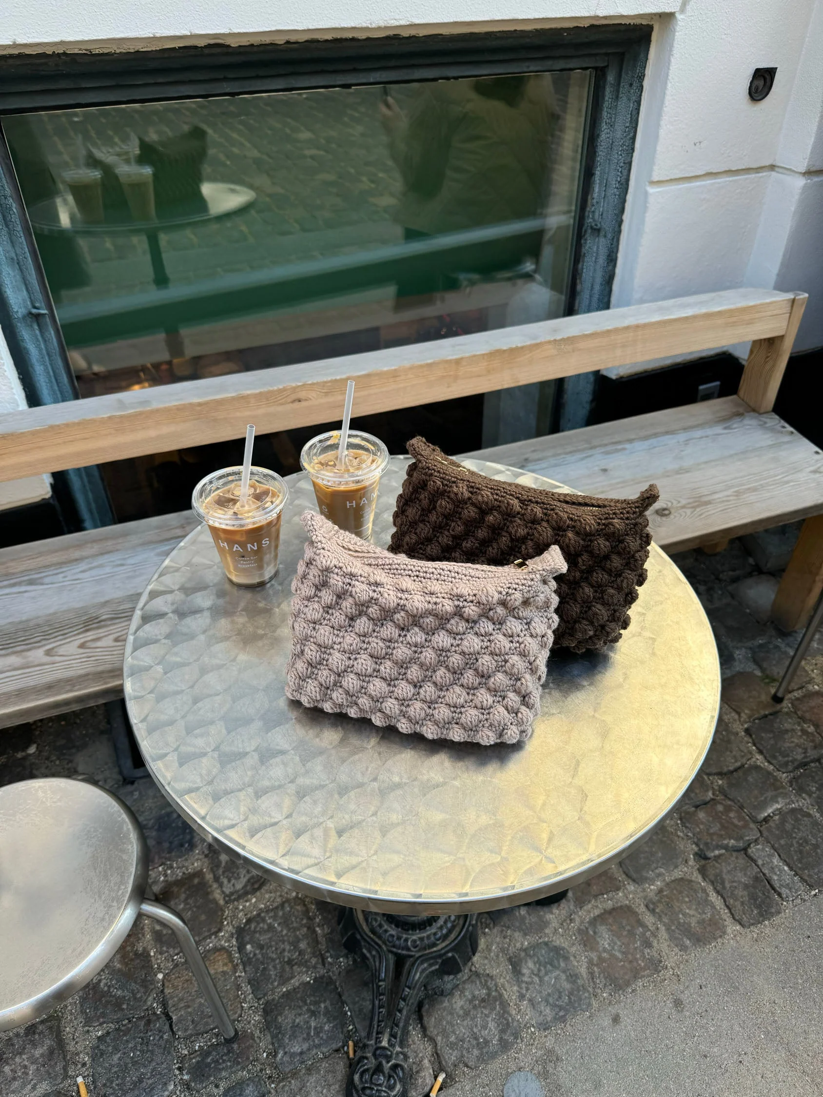 Crocheted clutch – Brown 7 Crocheted clutch – Brown