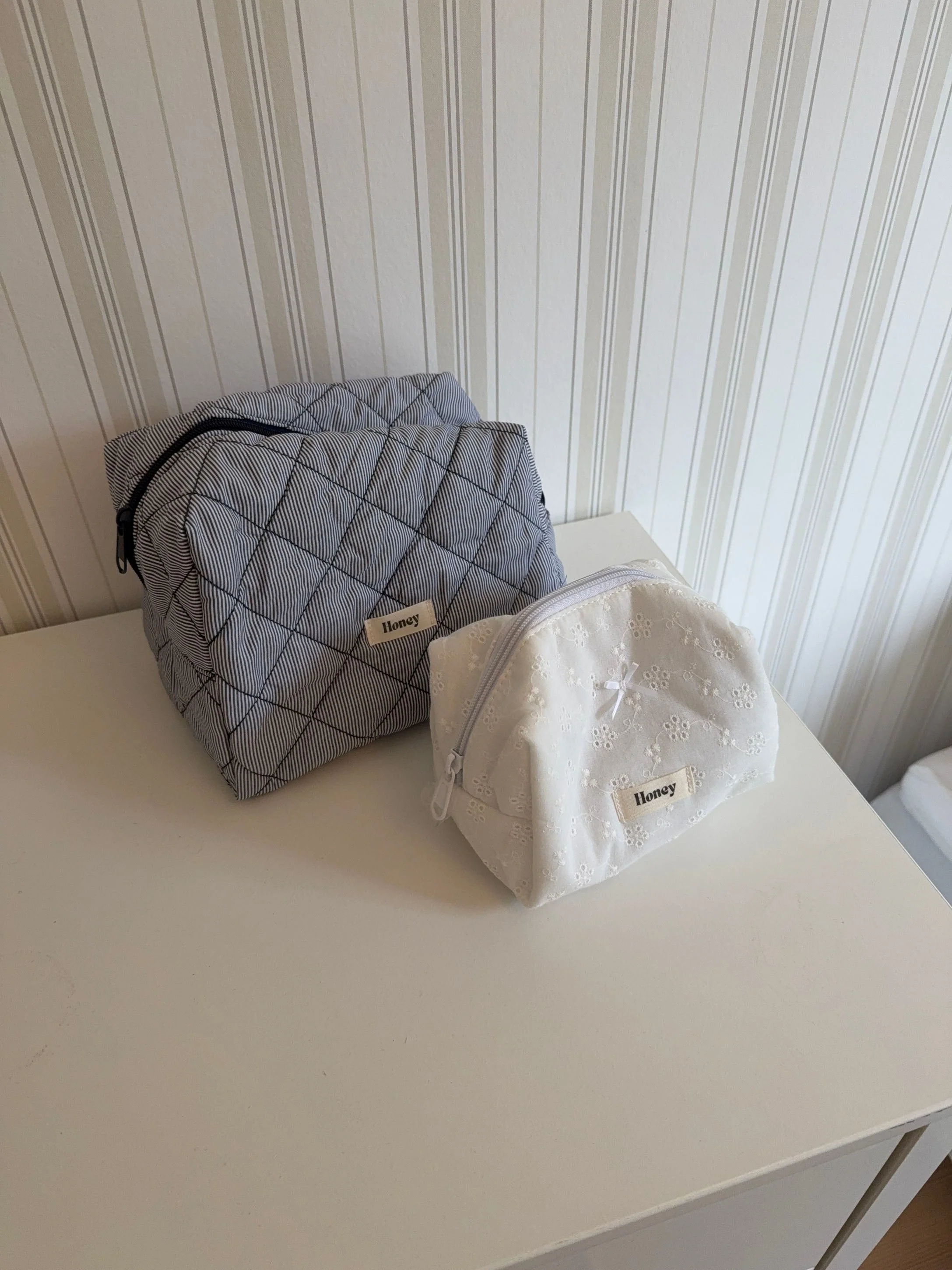 Honey small toiletry bag – White 4 Honey small toiletry bag – White