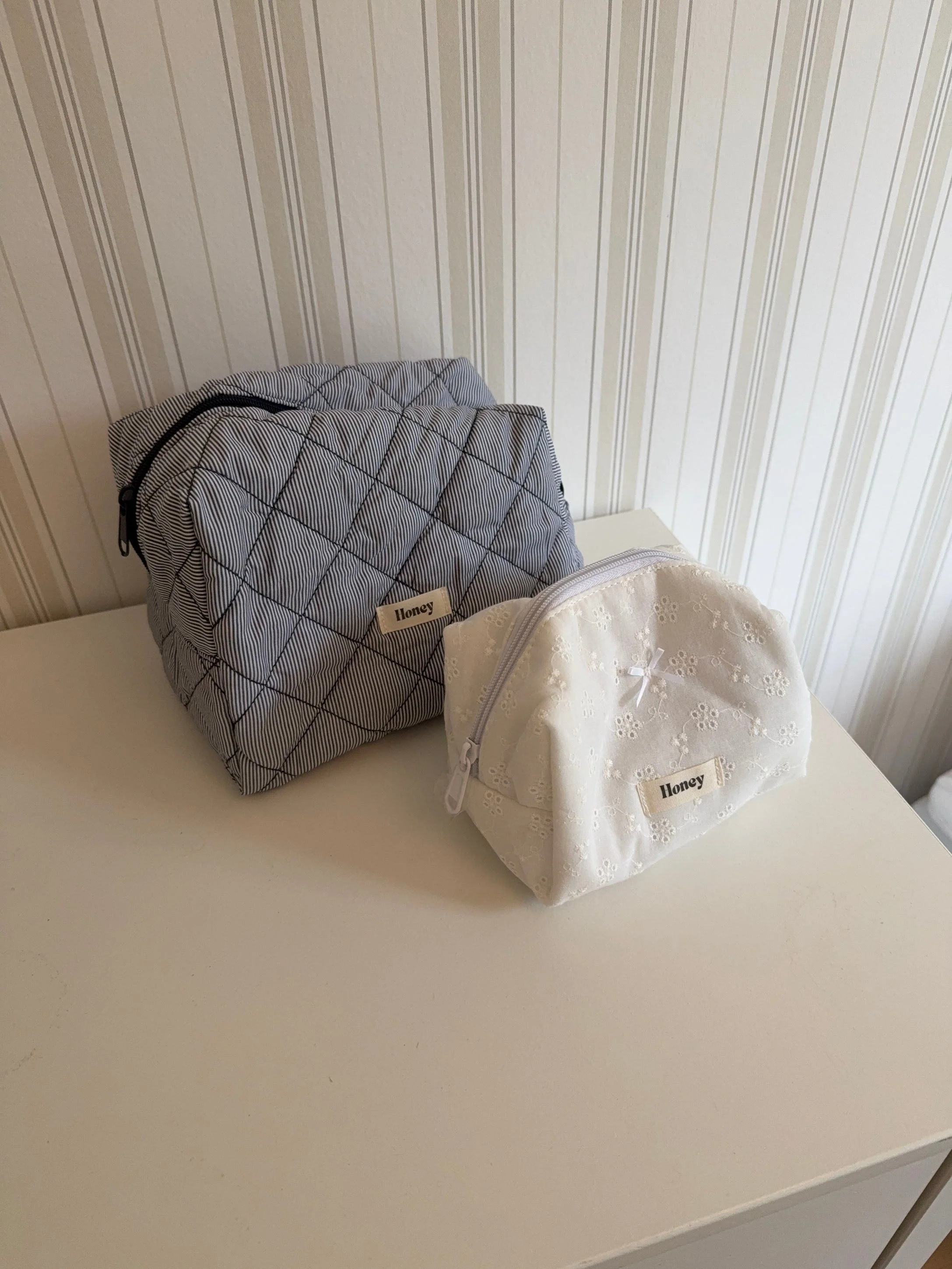 Honey small toiletry bag – White 7 Honey small toiletry bag – White