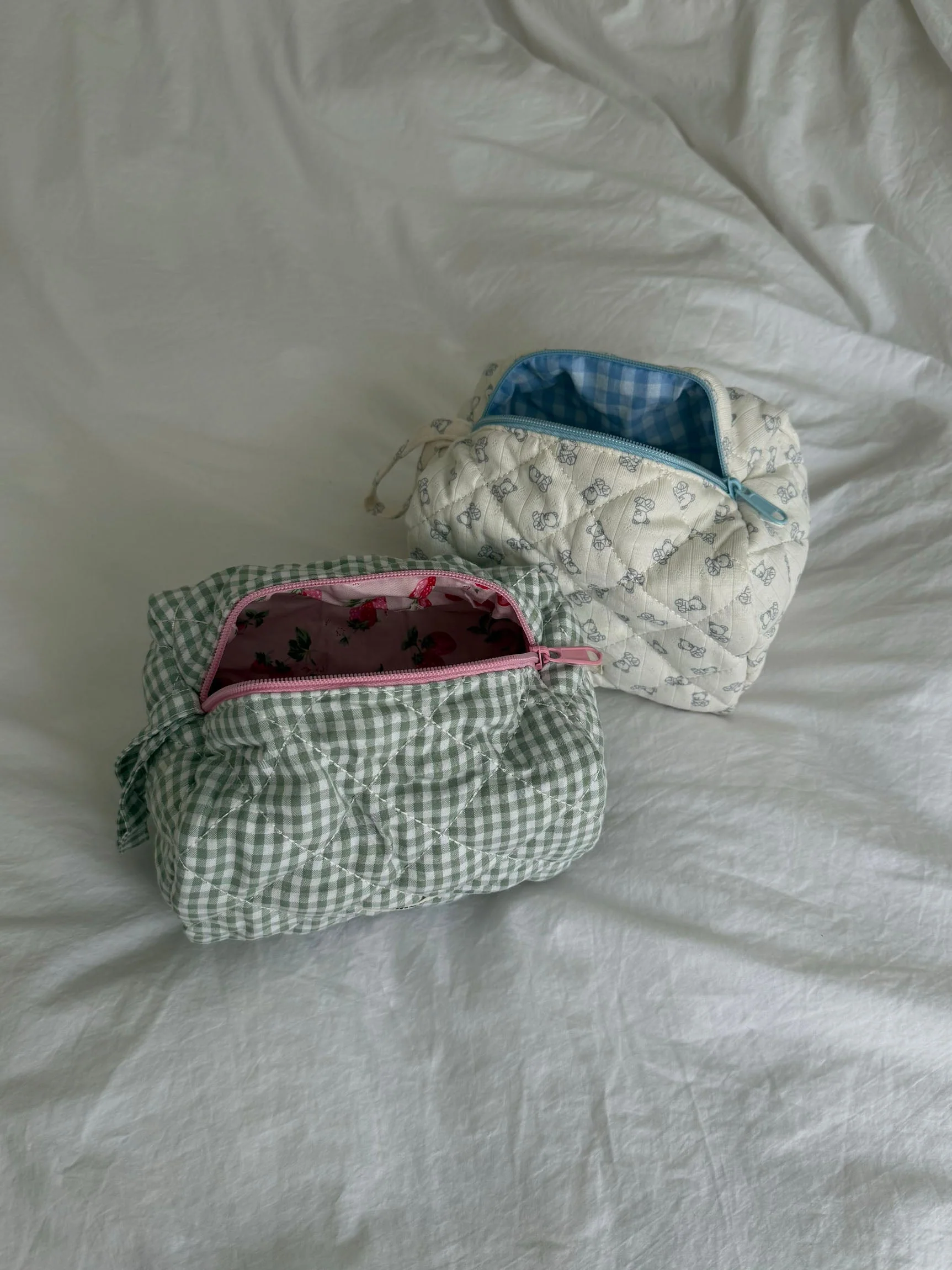 Honey small toiletry bag – White/green checkers 4 Honey small toiletry bag – White/green checkers
