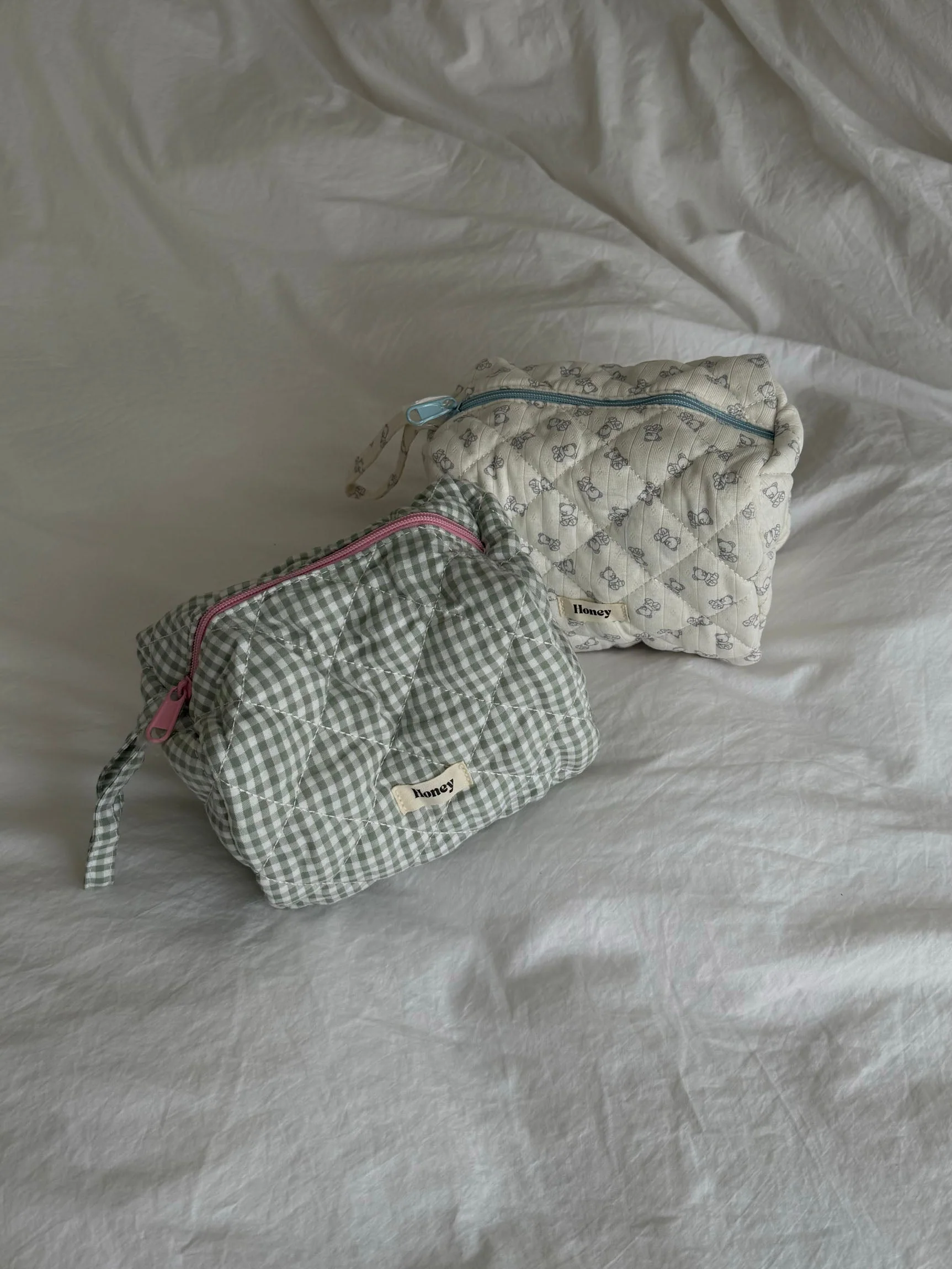 Honey small toiletry bag – White/green checkers 8 Honey small toiletry bag – White/green checkers