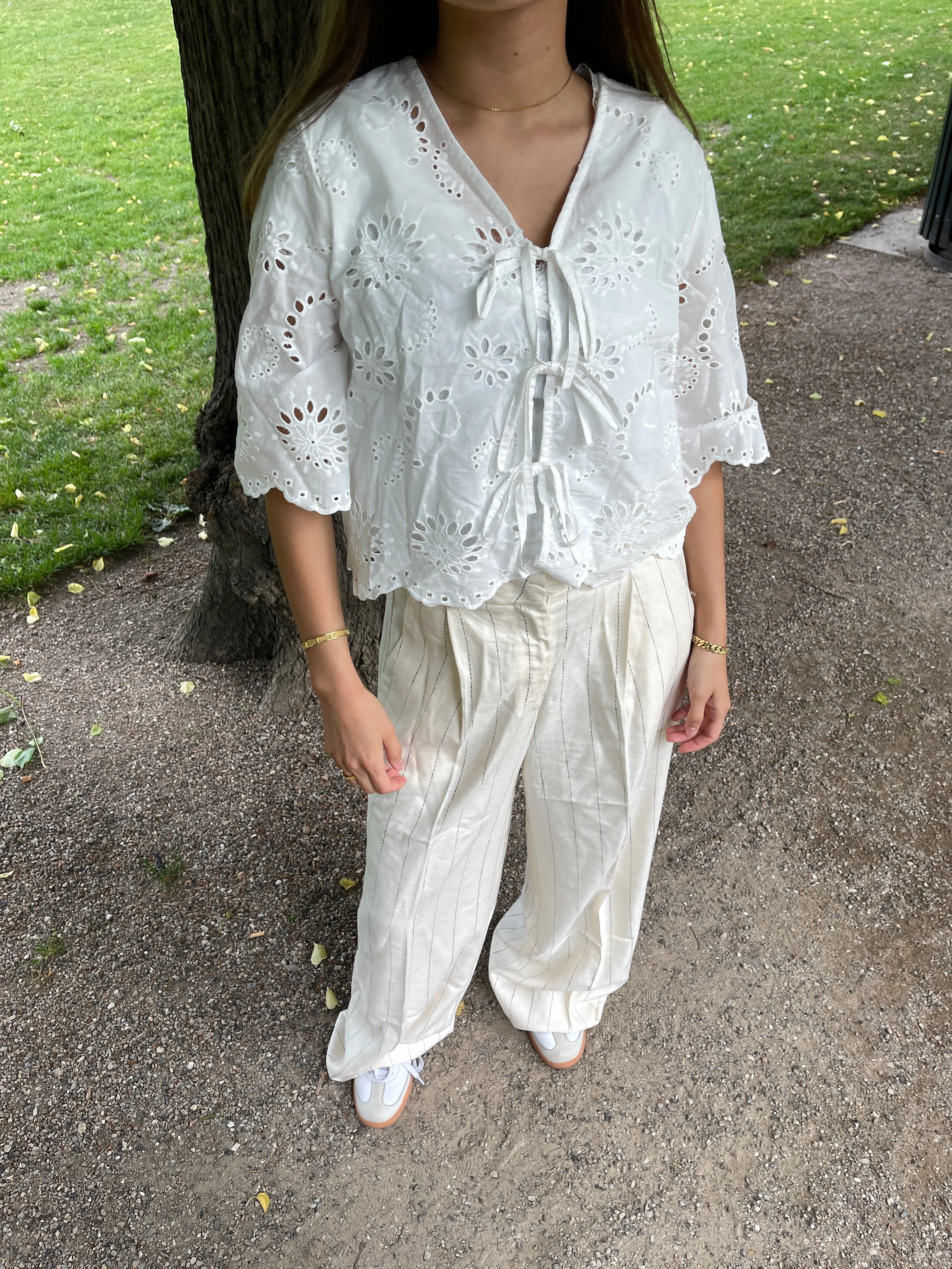 Birna trousers in linen blend - Cream 13 Birna trousers in linen blend - Cream