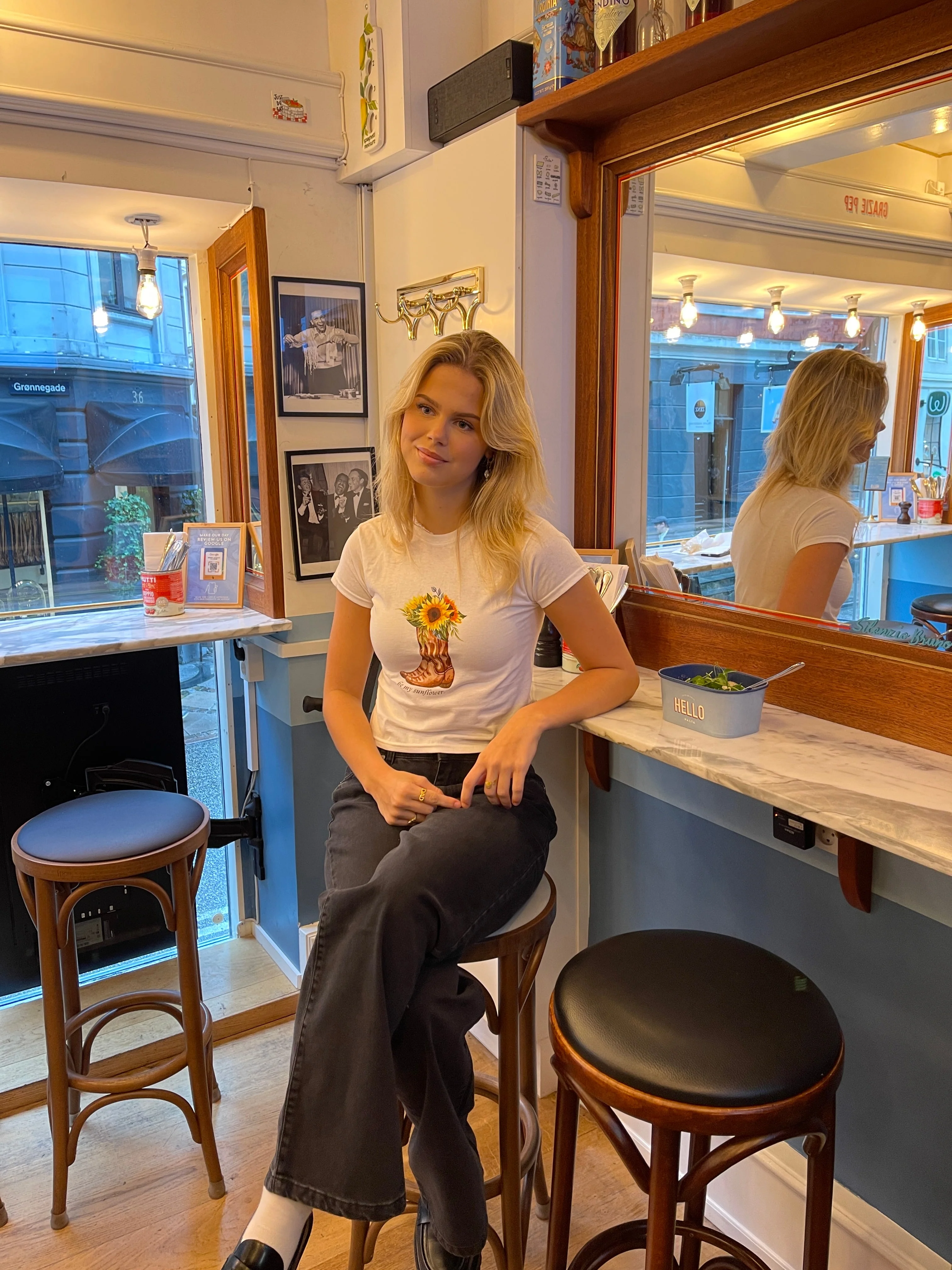 "Be my sunflower" baby tee - White 8 "Be my sunflower" baby tee - White