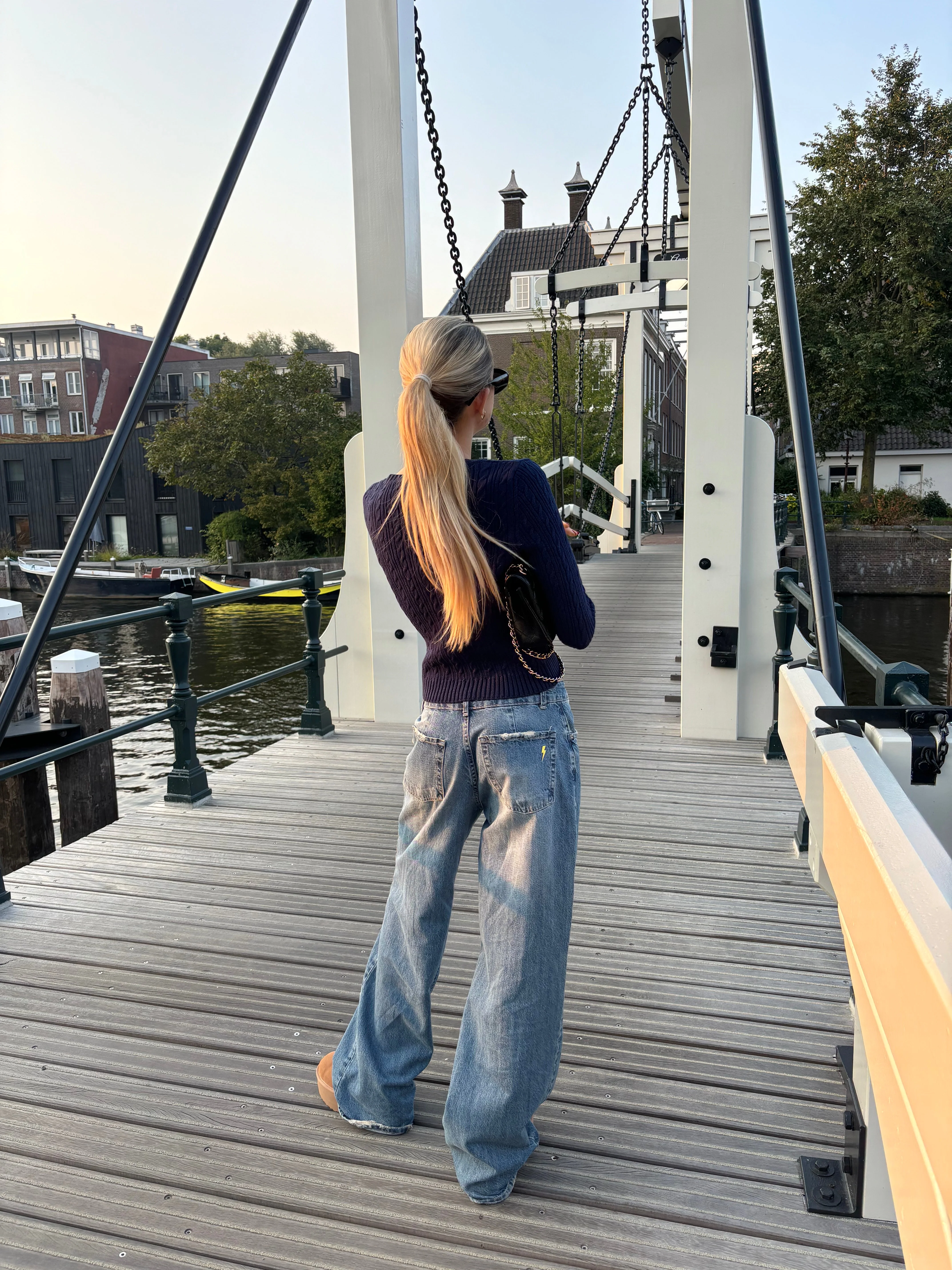 Alaia low-waisted jeans with lightning detail - Light denim 13 Alaia low-waisted jeans with lightning detail - Light denim