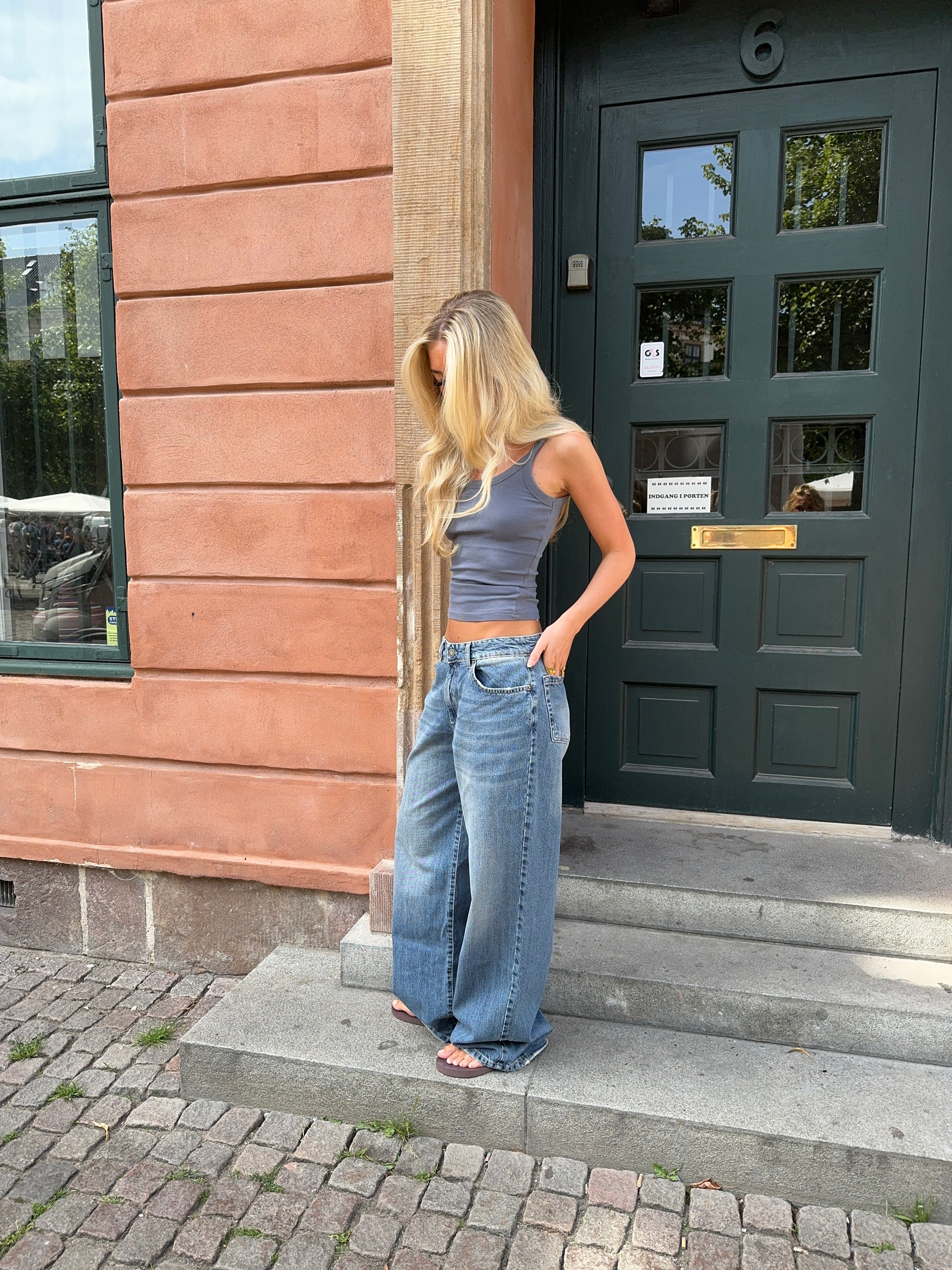 Alaia low-waisted jeans with lightning detail - Light denim 9 Alaia low-waisted jeans with lightning detail - Light denim