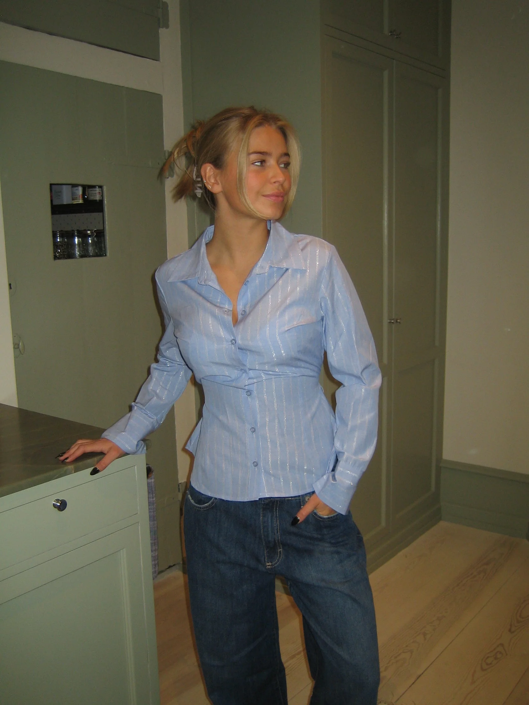 Alberte fitted shirt - Blue/silver stripes 10 Alberte fitted shirt - Blue/silver stripes