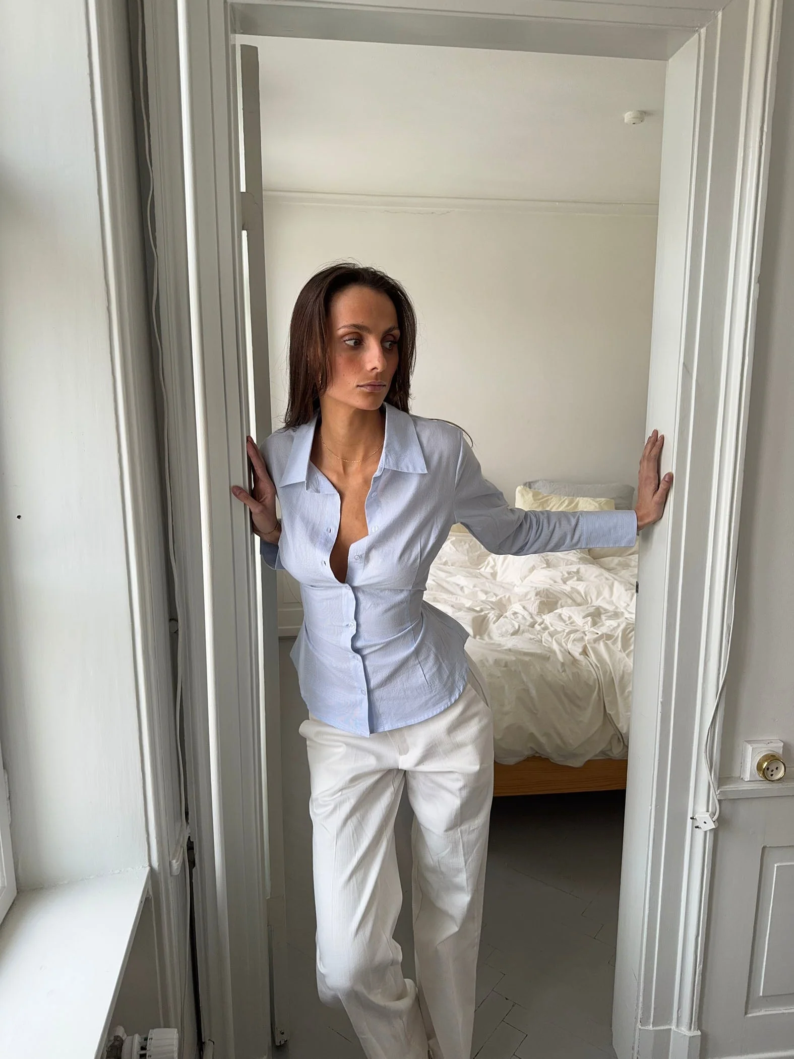 Alberte fitted shirt with stripes - Light blue/white 2 Alberte fitted shirt with stripes - Light blue/white