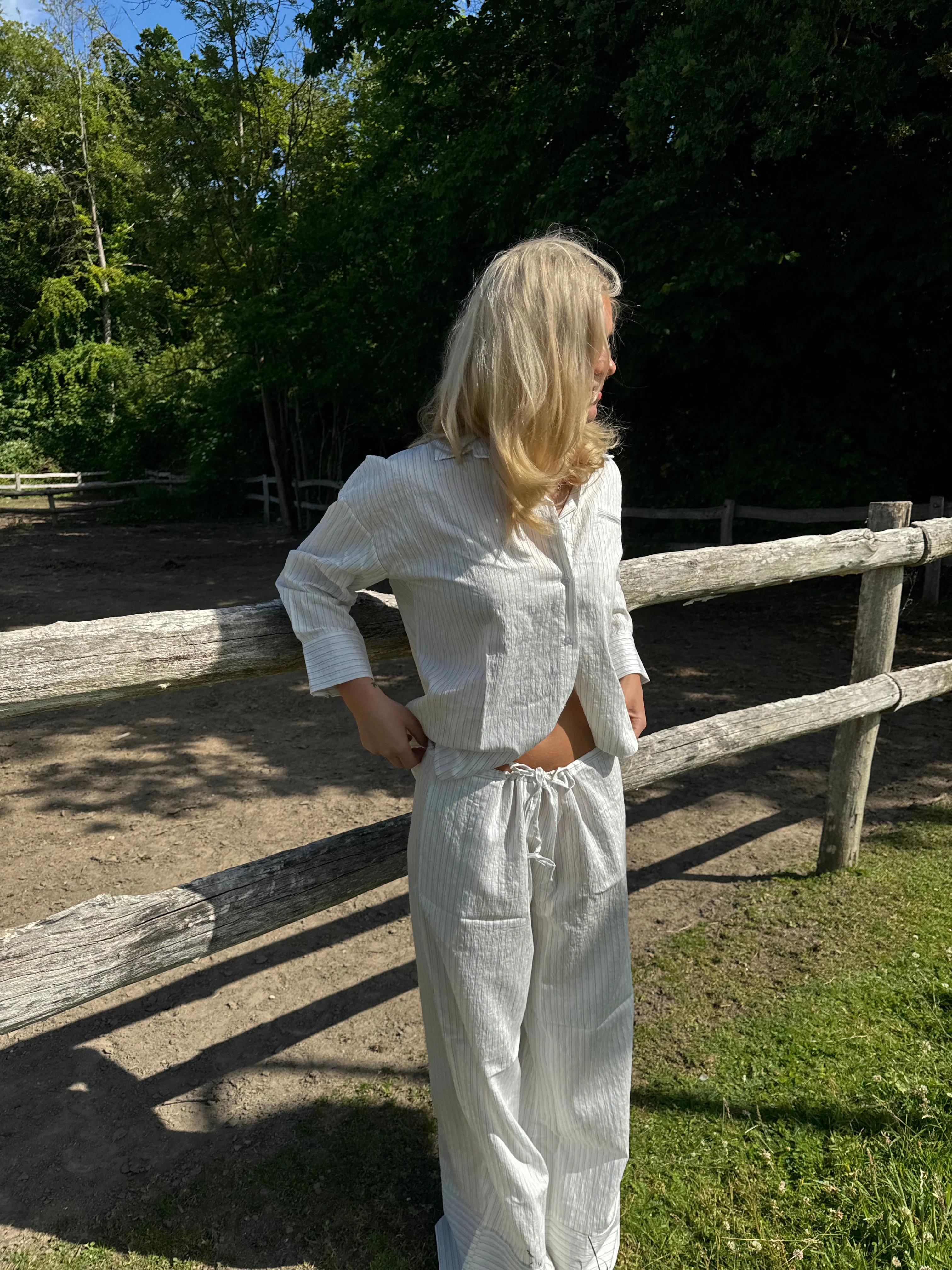 Alina shirt with black stripes - White 4 Alina shirt with black stripes - White