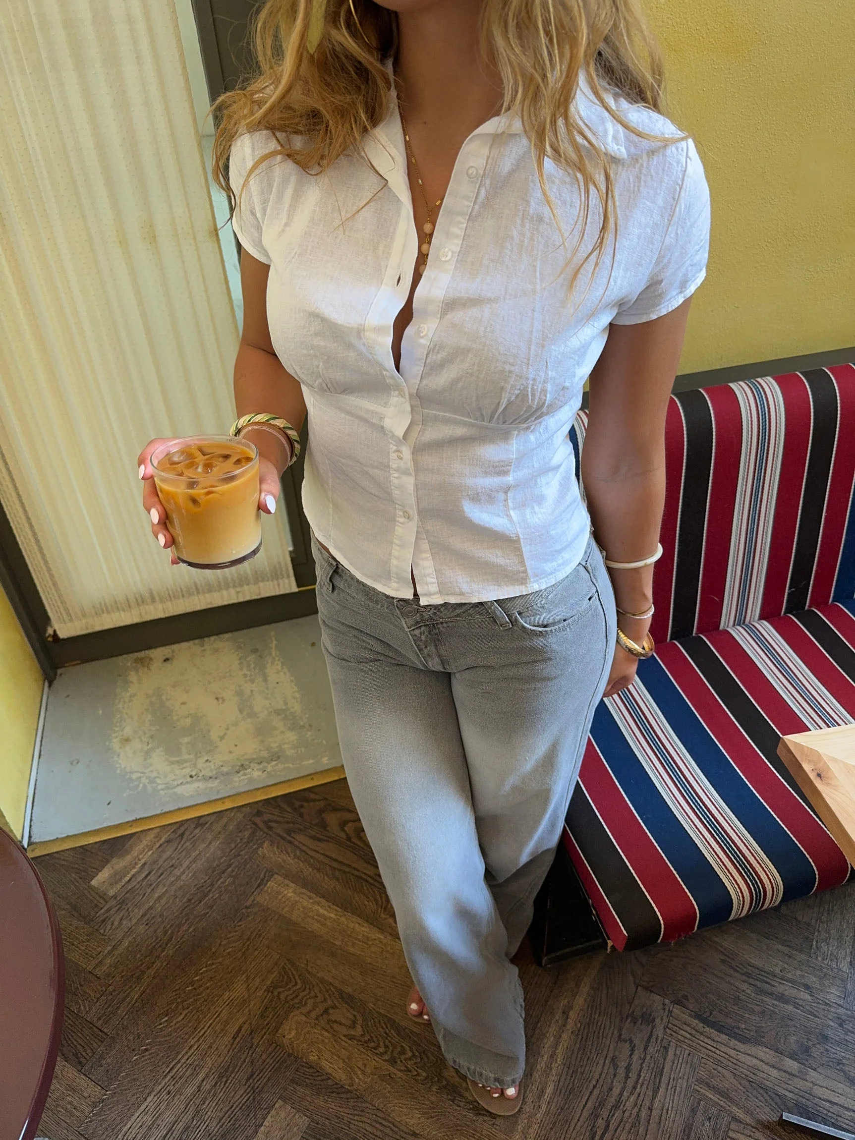 Alsine fitted shirt in linen - White 2 Alsine fitted shirt in linen - White