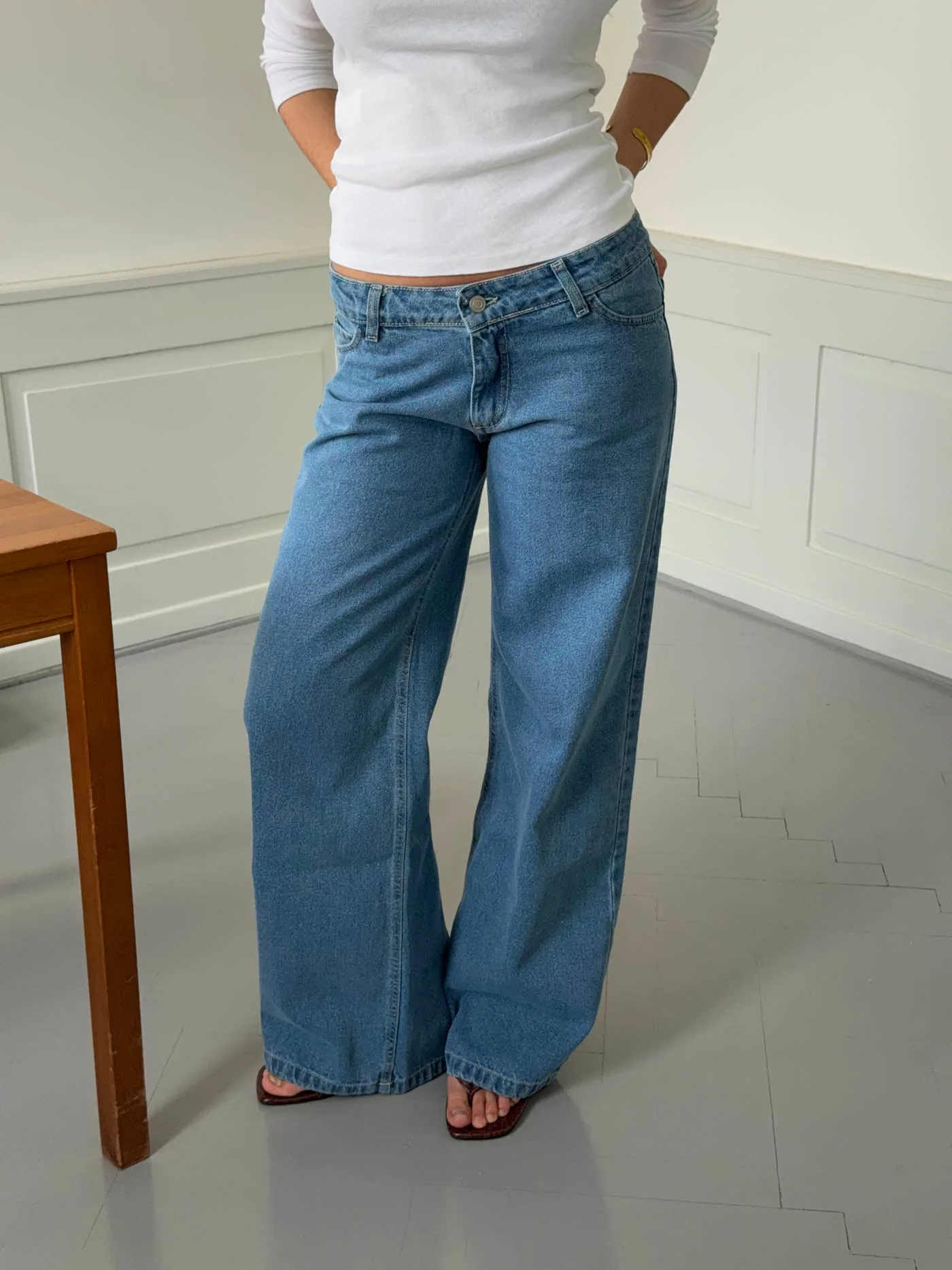 Ranya low waisted jeans - Blue 2 Ranya low waisted jeans - Blue
