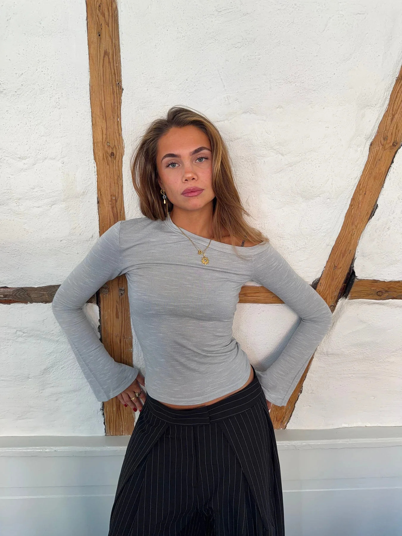 Aven one shoulder - Light grey 14 Aven one shoulder - Light grey