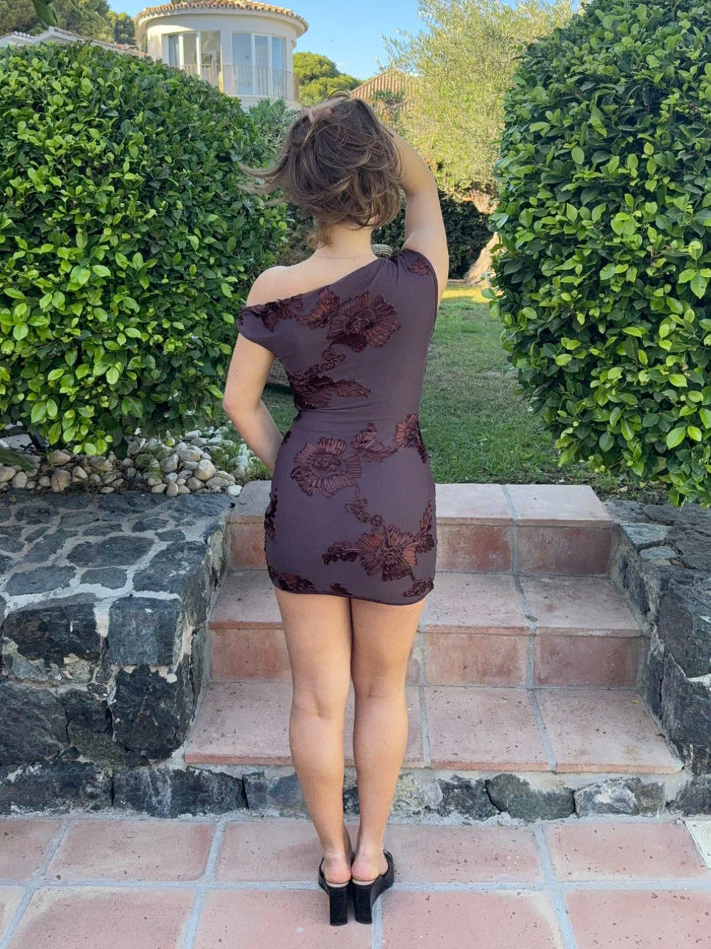 Avina dress with flowers - brown 7 Avina dress with flowers - brown
