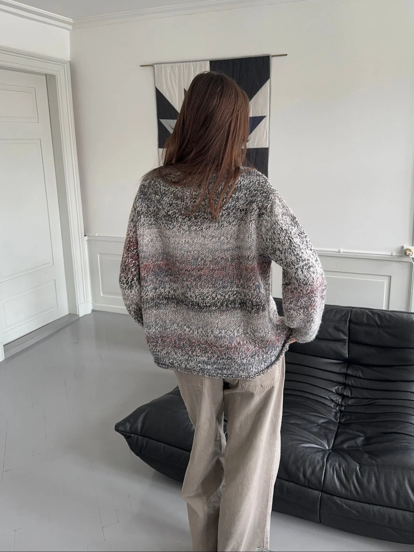 Balta knit - Black/white/red 3 Balta knit - Black/white/red