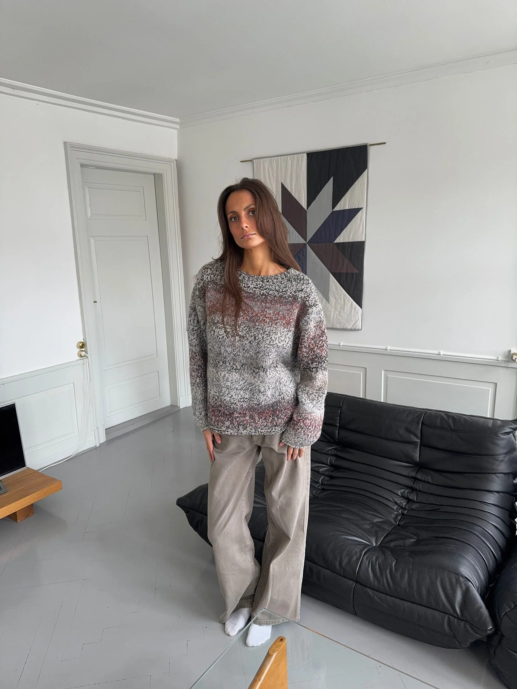 Balta knit - Black/white/red 8 Balta knit - Black/white/red