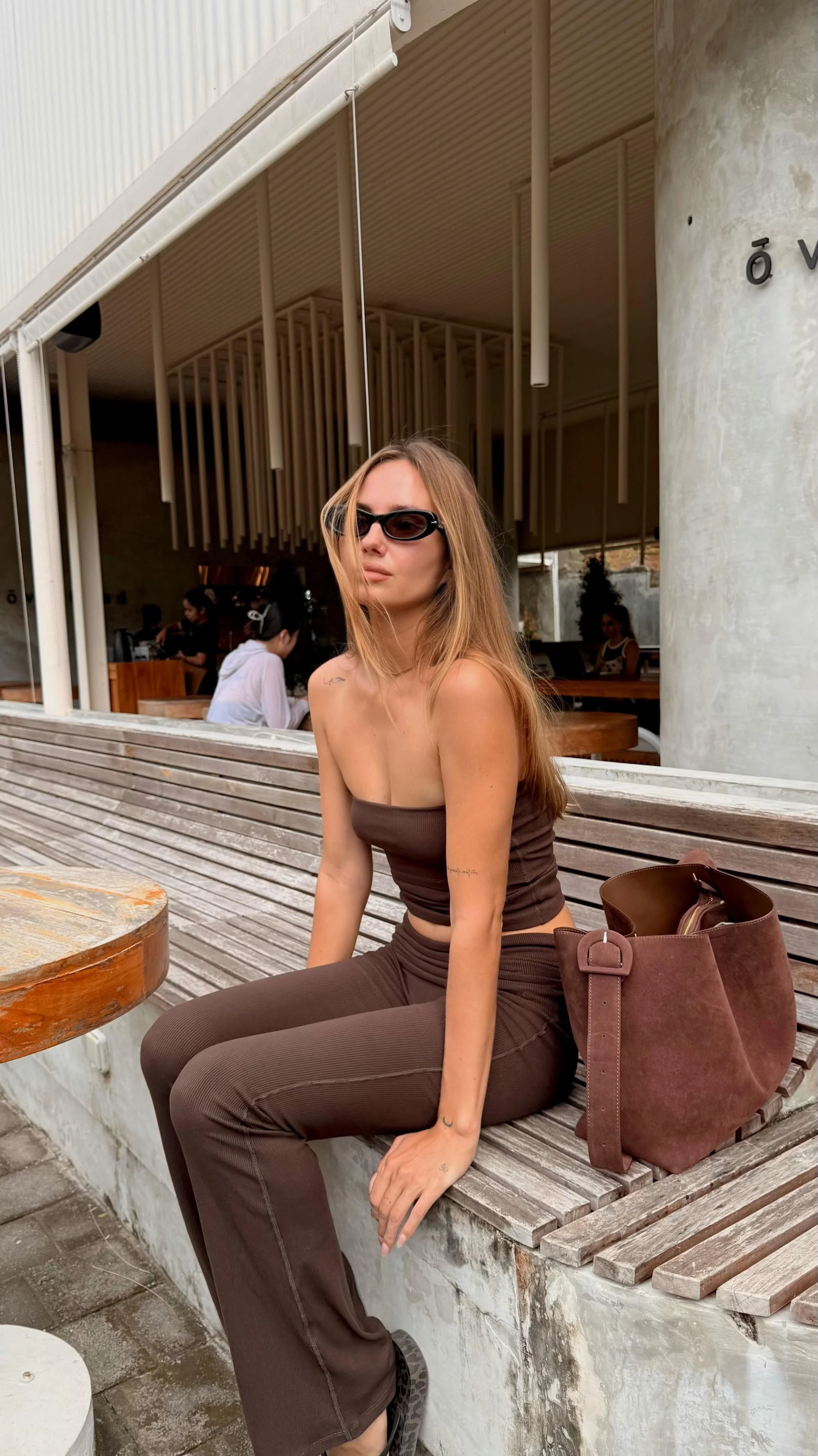 Barcelona shoulder bag - Dark brown 3 Barcelona shoulder bag - Dark brown