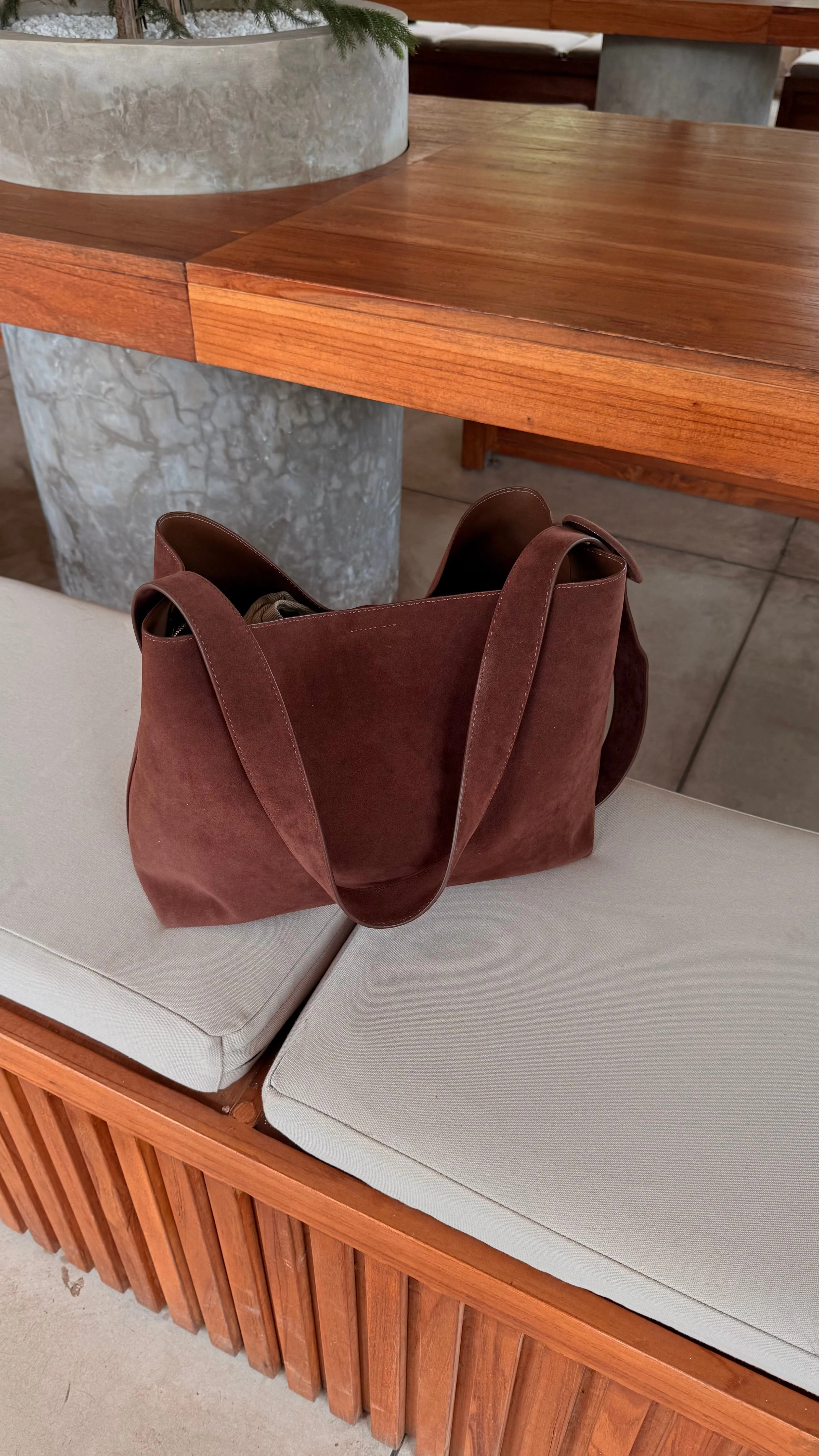 Barcelona shoulder bag - Dark brown 8 Barcelona shoulder bag - Dark brown