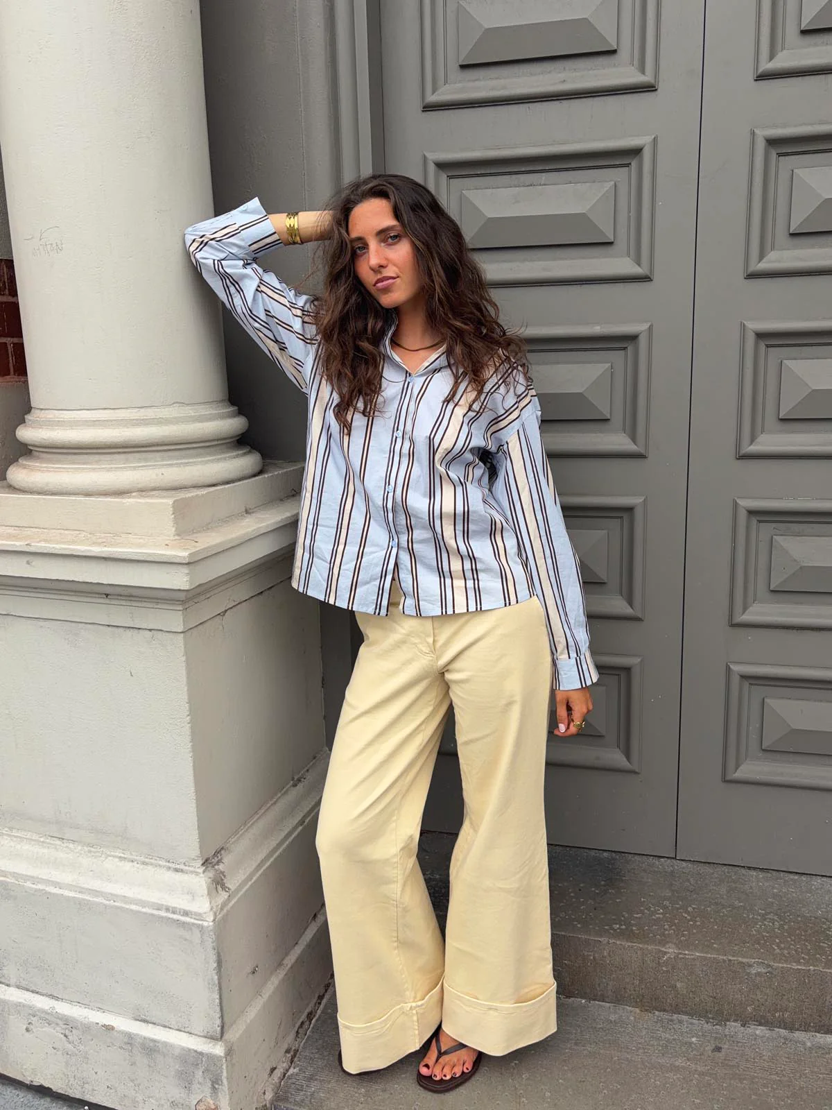 Miki striped shirt with open back - Light blue/beige 12 Miki striped shirt with open back - Light blue/beige