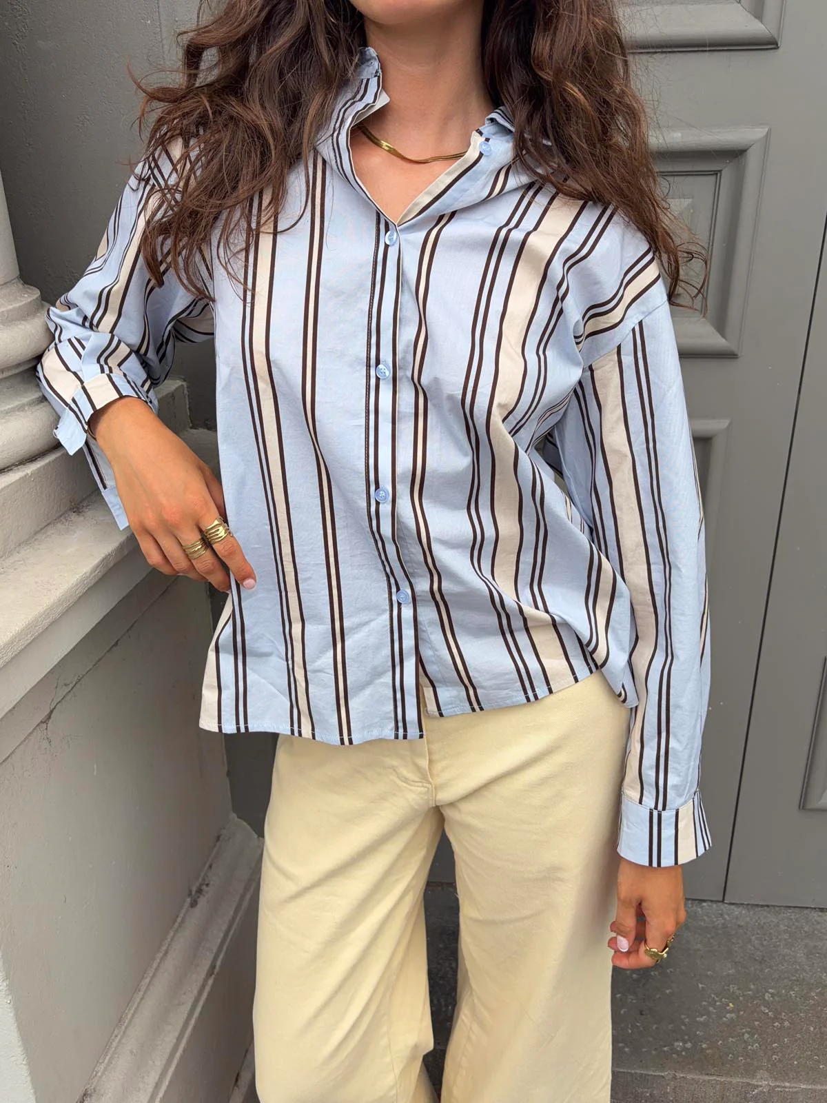 Miki striped shirt with open back - Light blue/beige 3 Miki striped shirt with open back - Light blue/beige