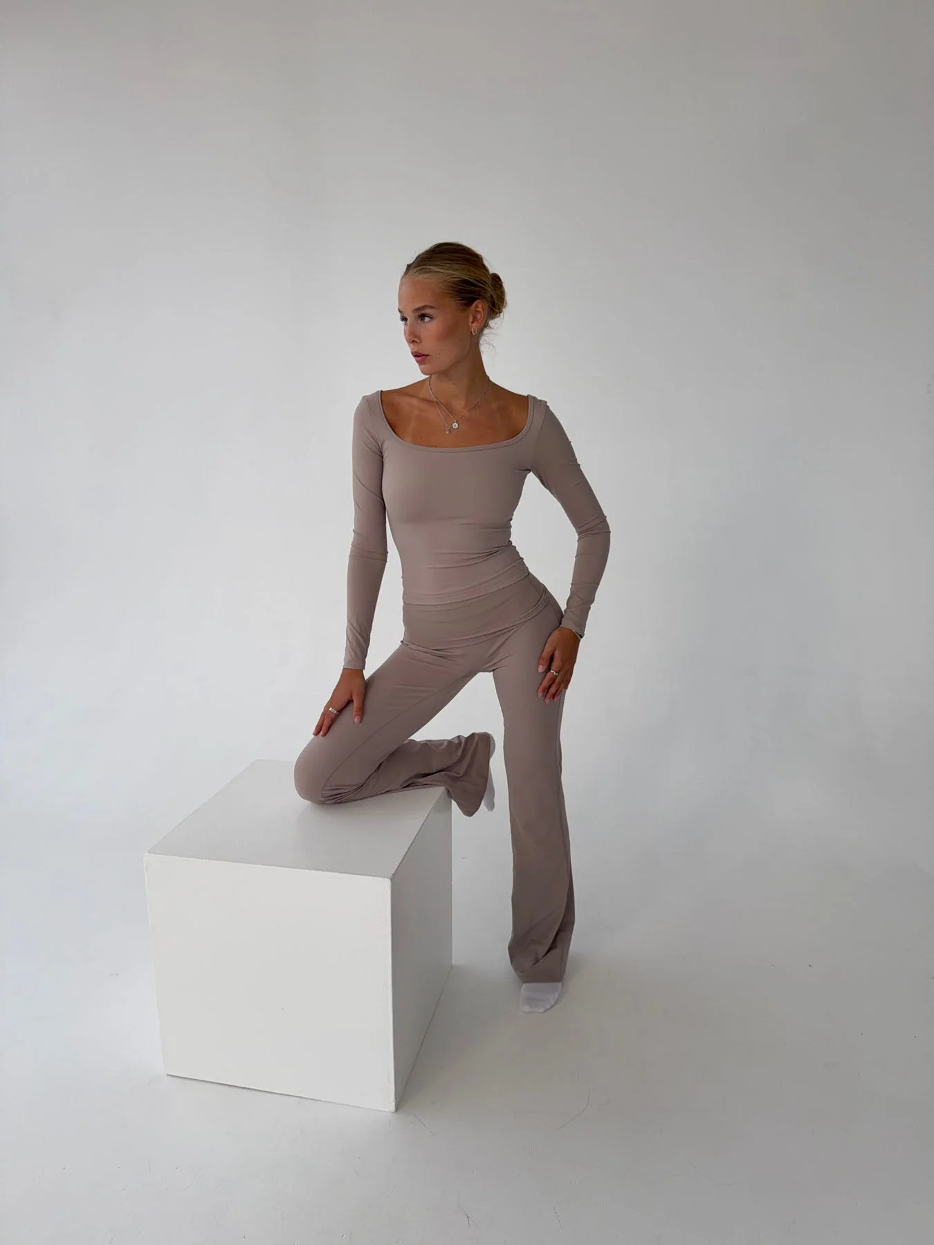 Clarity longsleeve blouse - Ash 10 Clarity longsleeve blouse - Ash