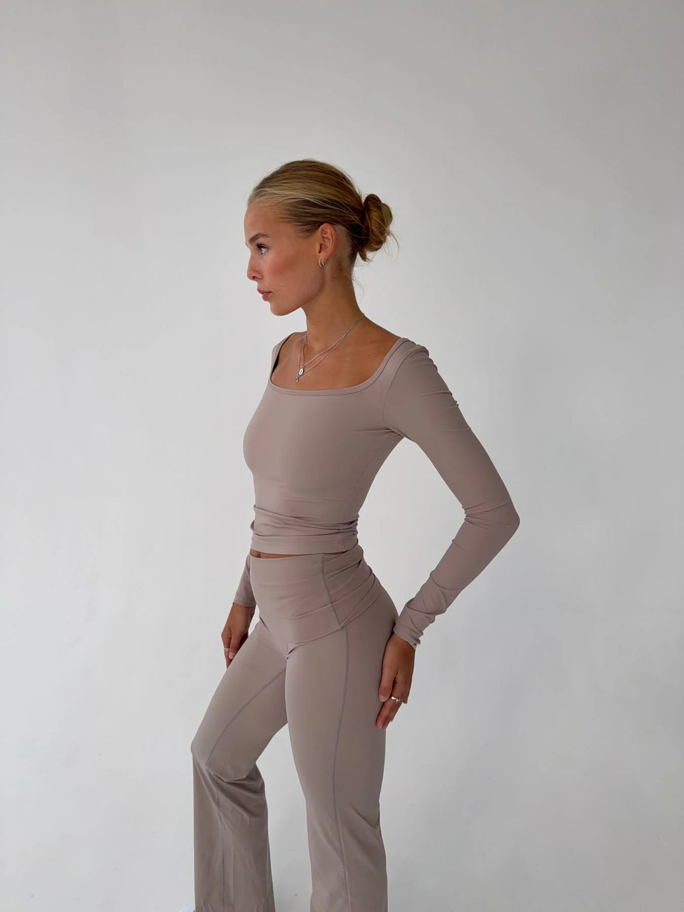 Clarity longsleeve blouse - Ash 16 Clarity longsleeve blouse - Ash