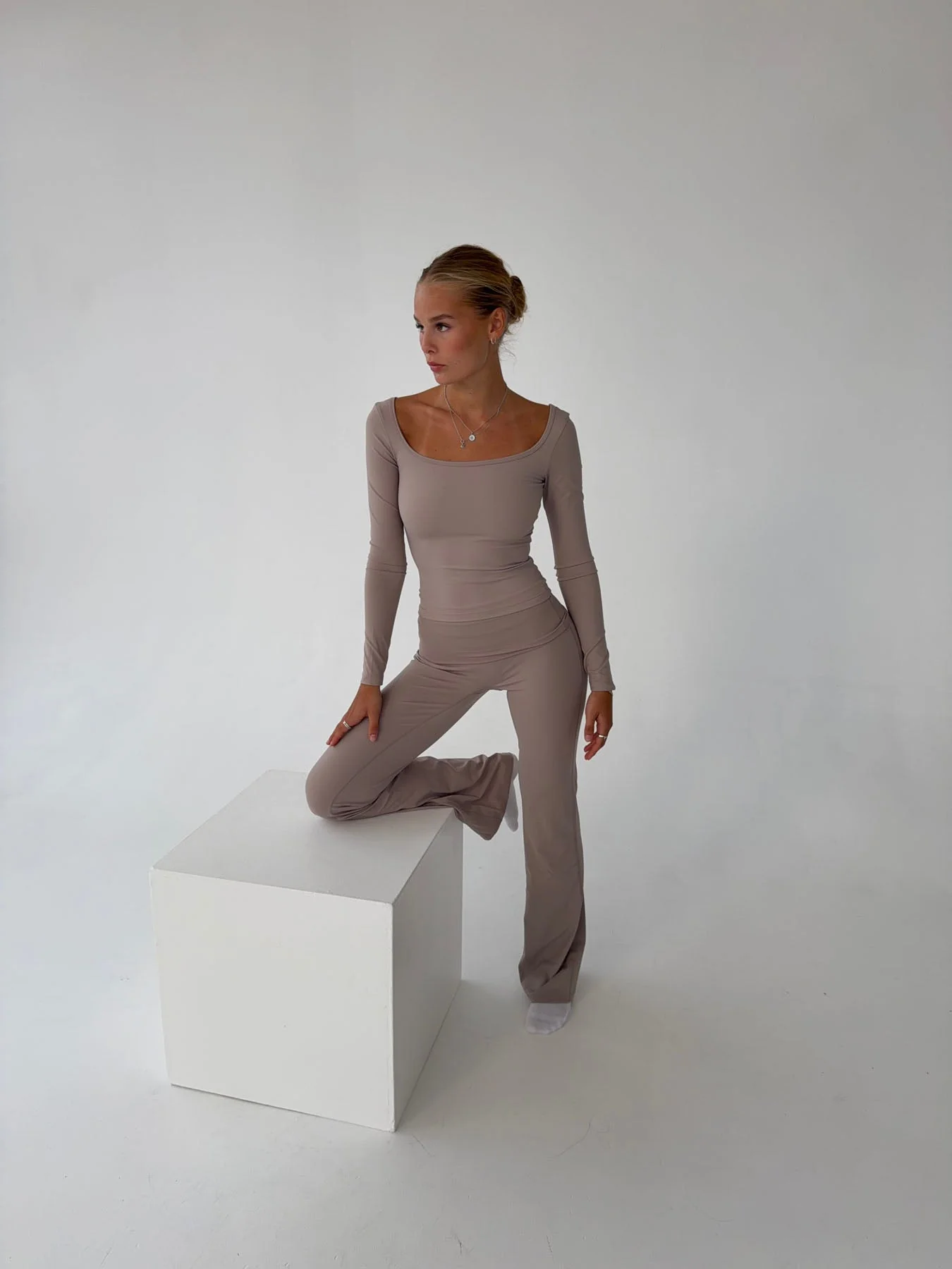 Clarity longsleeve blouse - Ash 17 Clarity longsleeve blouse - Ash