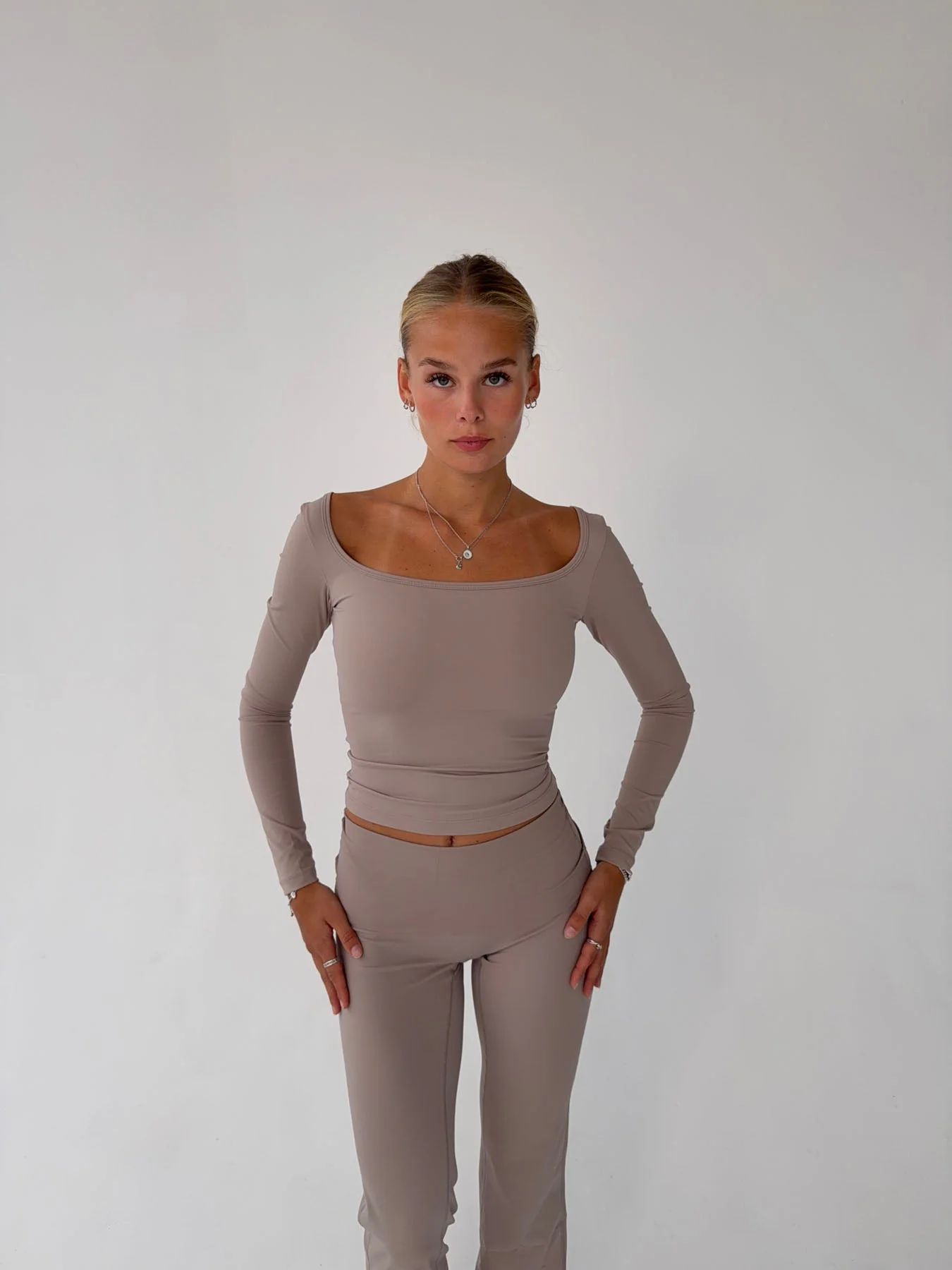 Clarity longsleeve blouse - Ash 3 Clarity longsleeve blouse - Ash