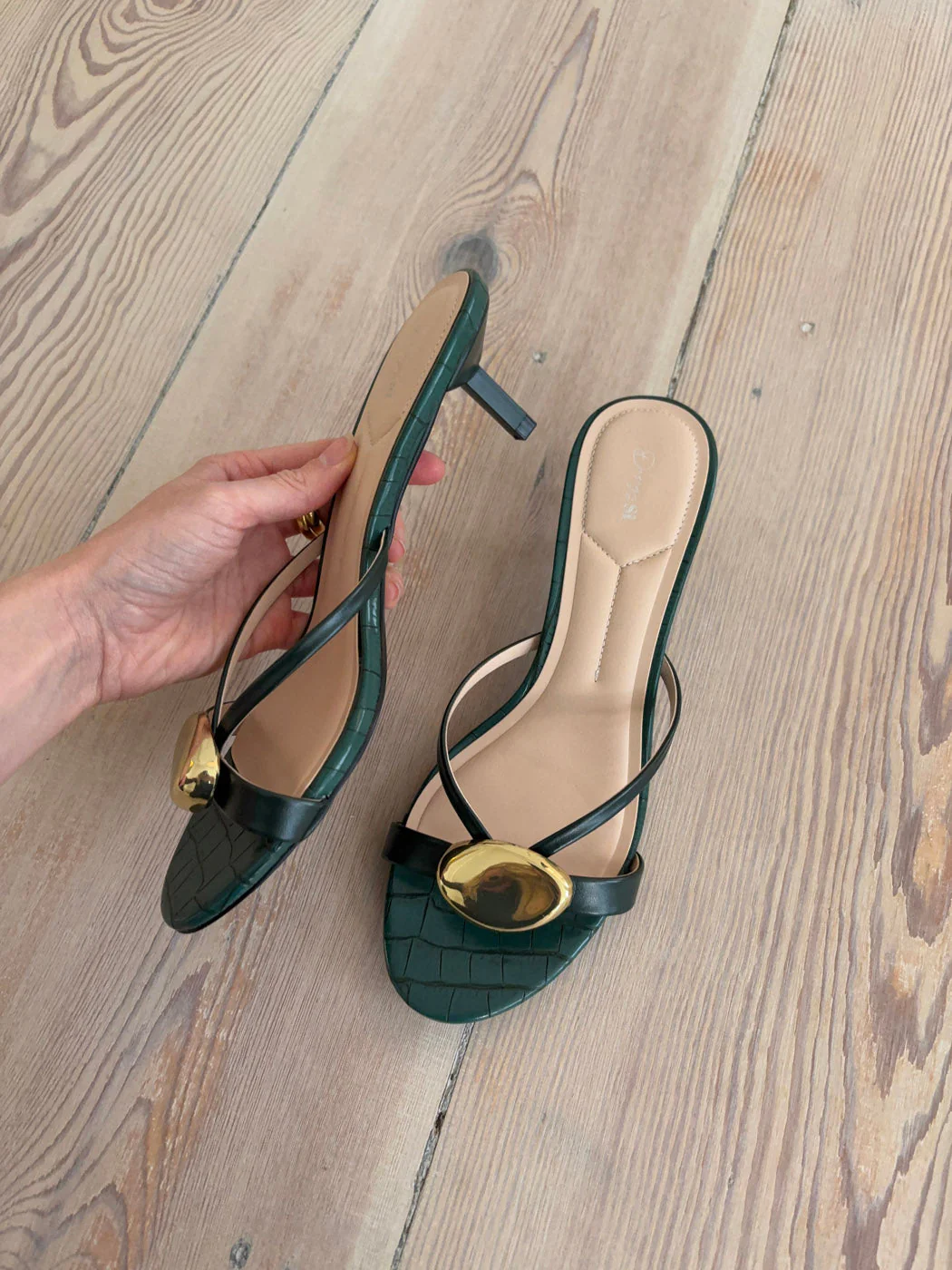 Cleopatra mini heels with gold detail - Green 8 Cleopatra mini heels with gold detail - Green