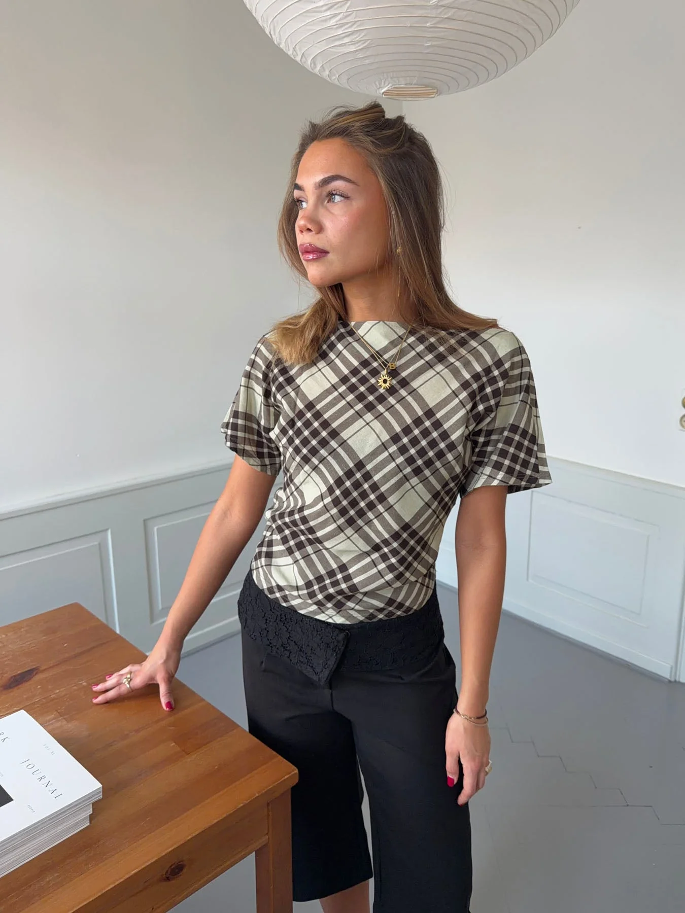 Ea checkered top with open back - Brown/green 6 Ea checkered top with open back - Brown/green