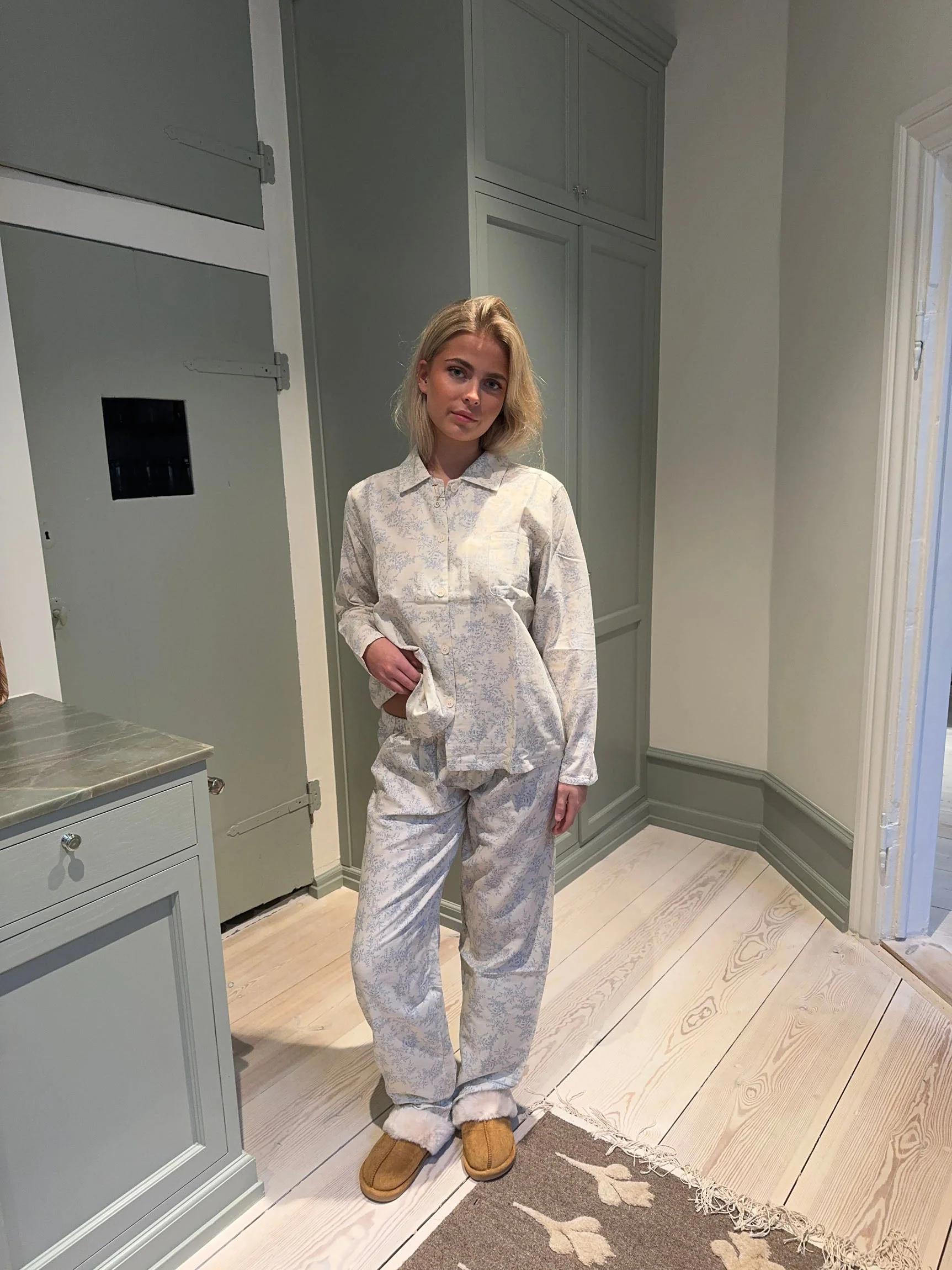 Esme pyjamas set - Off White/Blue 10 Esme pyjamas set - Off White/Blue