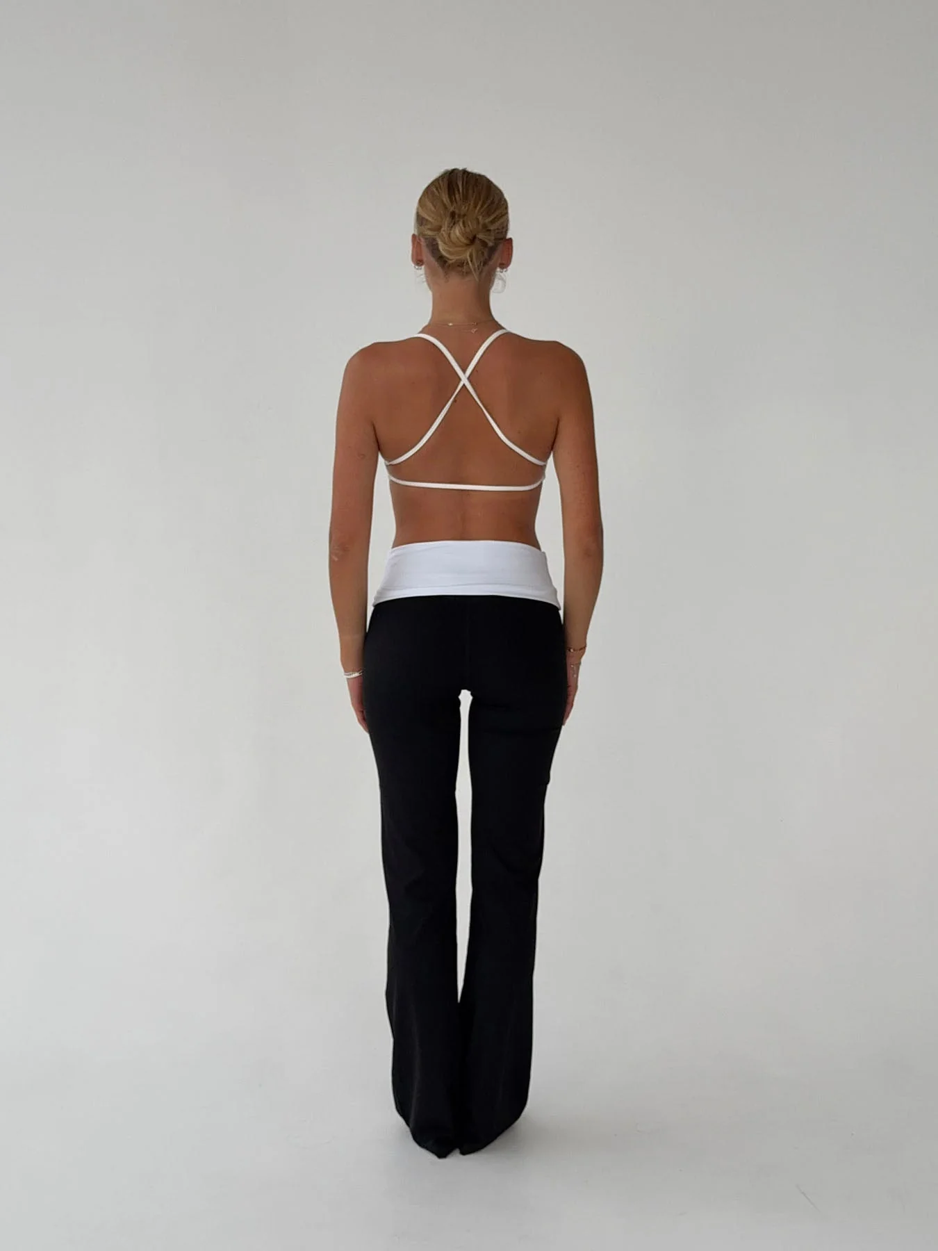 Essential folded yoga pants - Jet black/cloud 12 Essential folded yoga pants - Jet black/cloud
