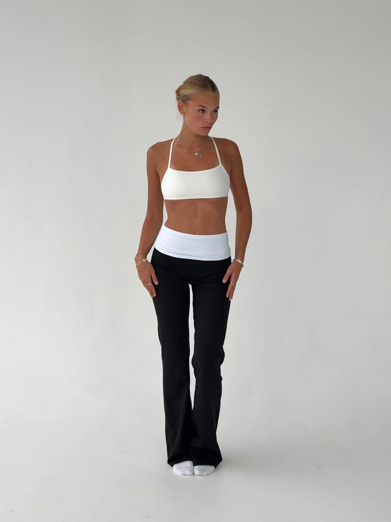 Essential folded yoga pants - Jet black/cloud 7 Essential folded yoga pants - Jet black/cloud
