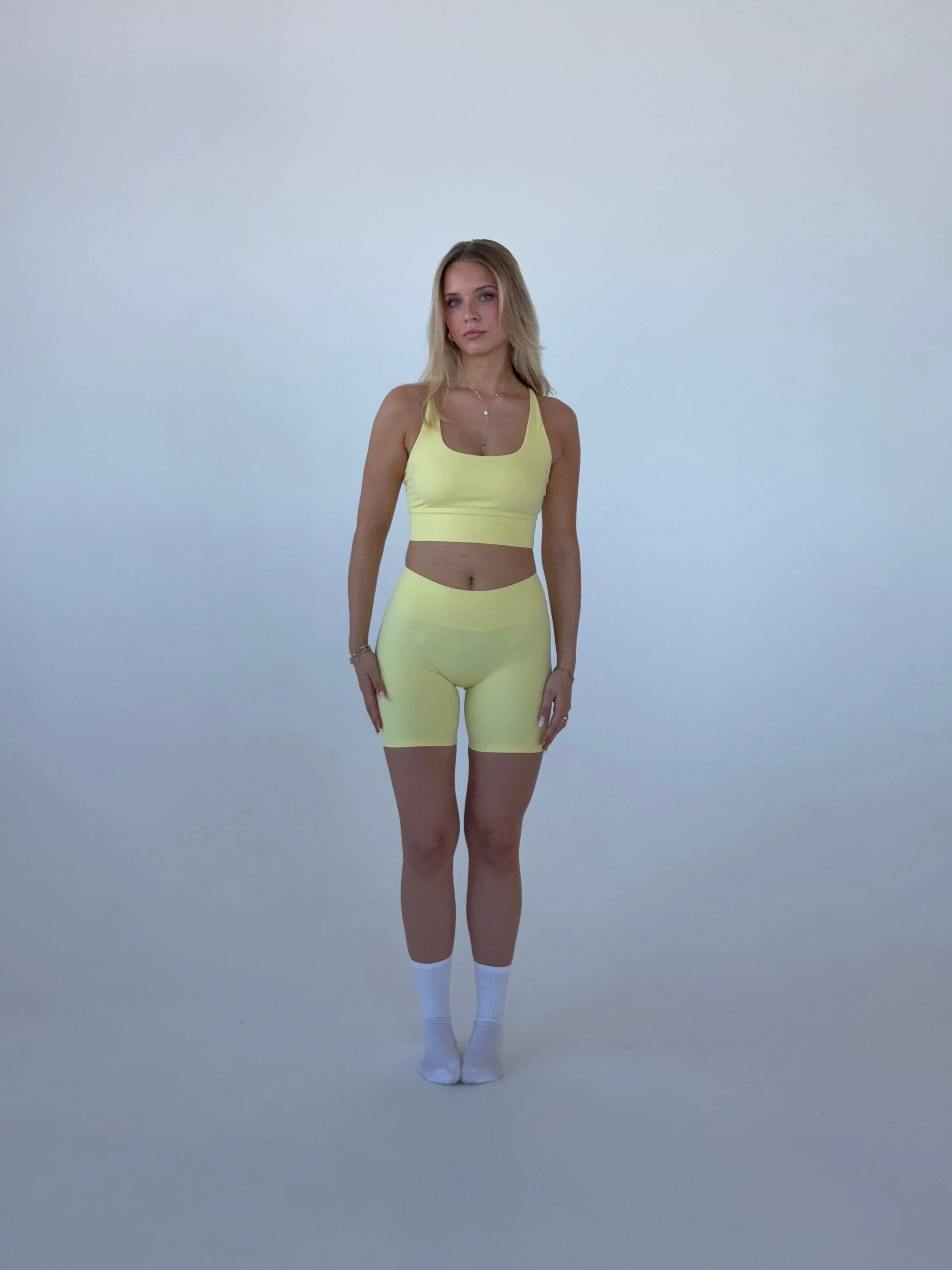 Essential shorts - Butter 2 Essential shorts - Butter