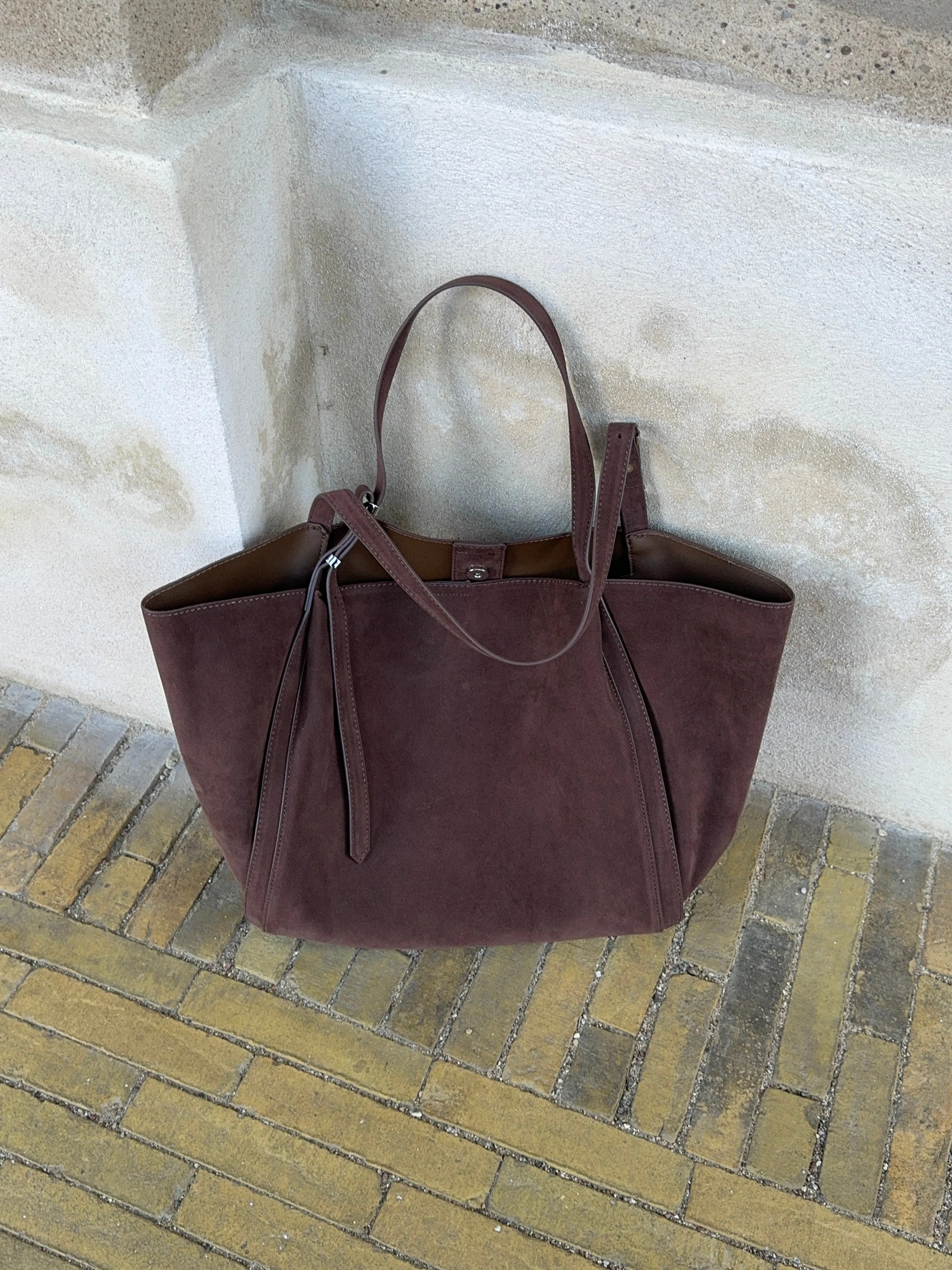 Tolouse suede bag - Dark brown 2 Tolouse suede bag - Dark brown