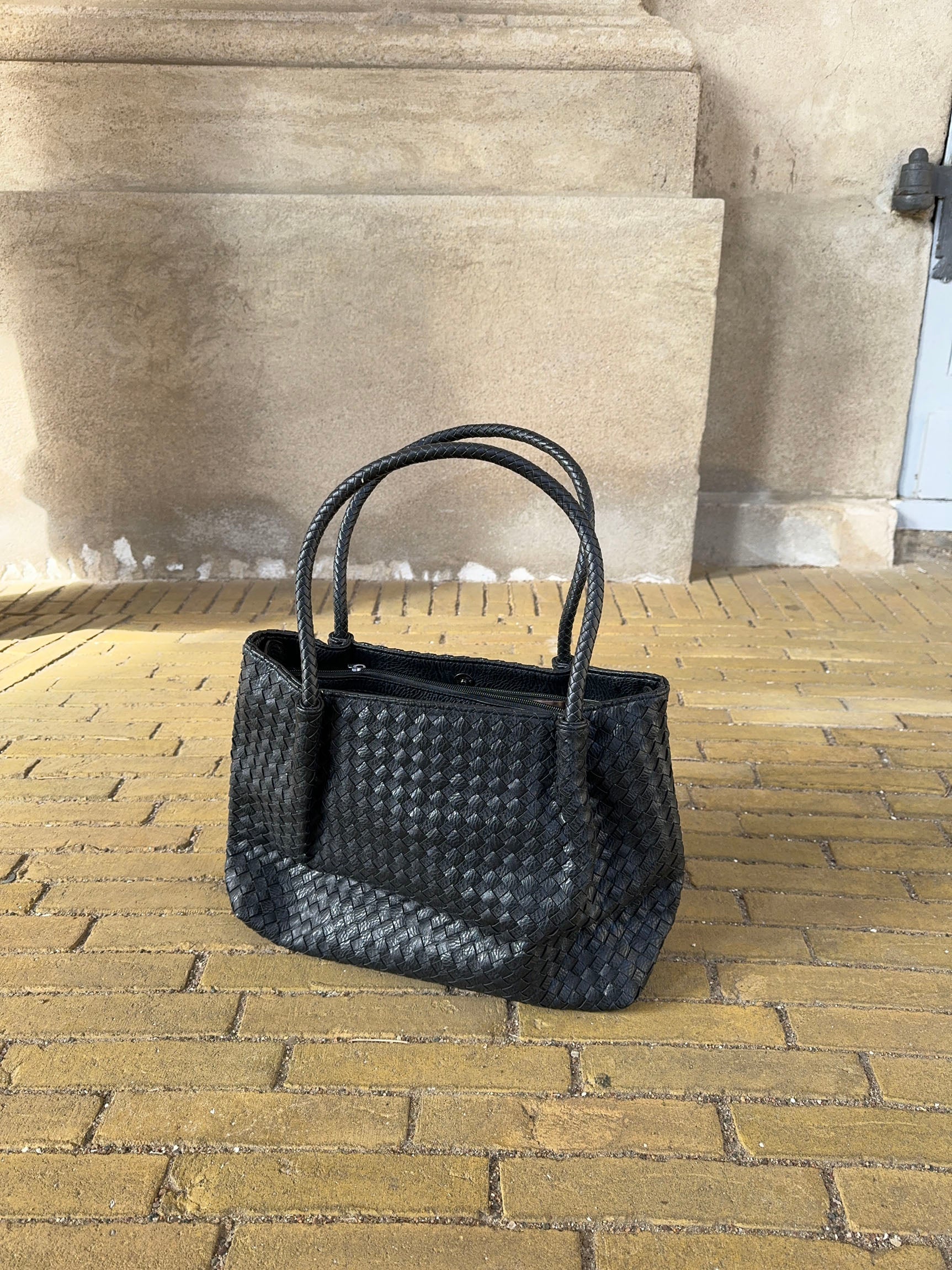 Vitoria woven shoulder bag - Black 6 Vitoria woven shoulder bag - Black