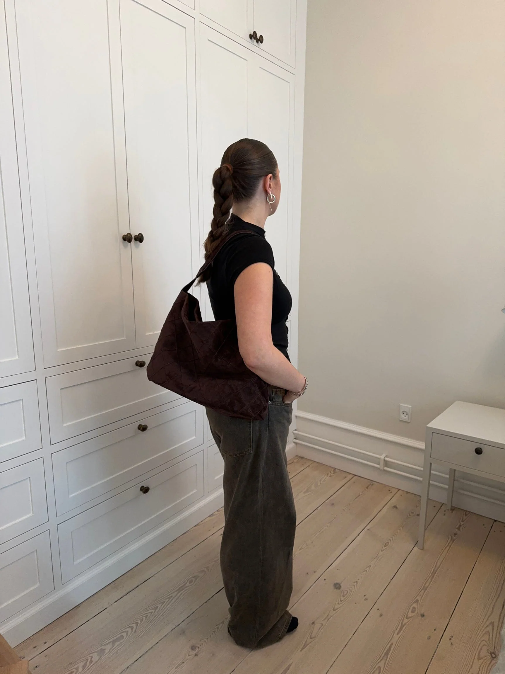 Mecca suede shoulder bag - Dark brown 7 Mecca suede shoulder bag - Dark brown
