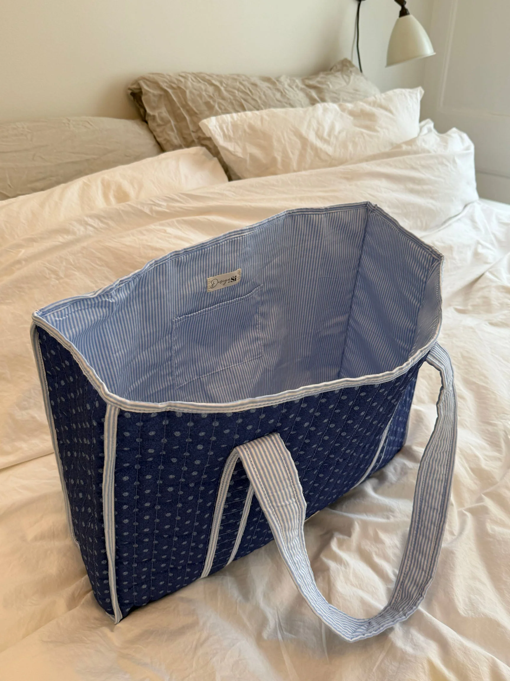 Honey tote with dots – Blue/white 3 Honey tote with dots – Blue/white