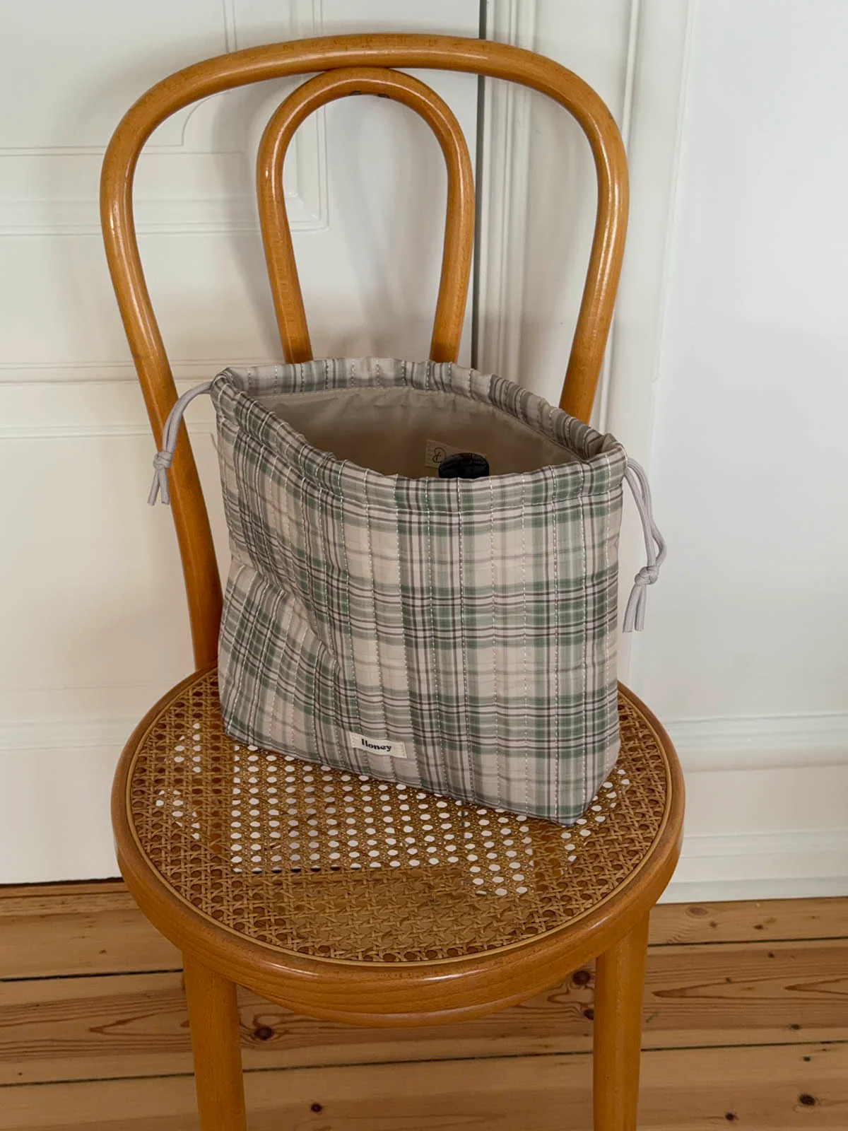 Honey toiletry bag with checks - Beige/green 13 Honey toiletry bag with checks - Beige/green