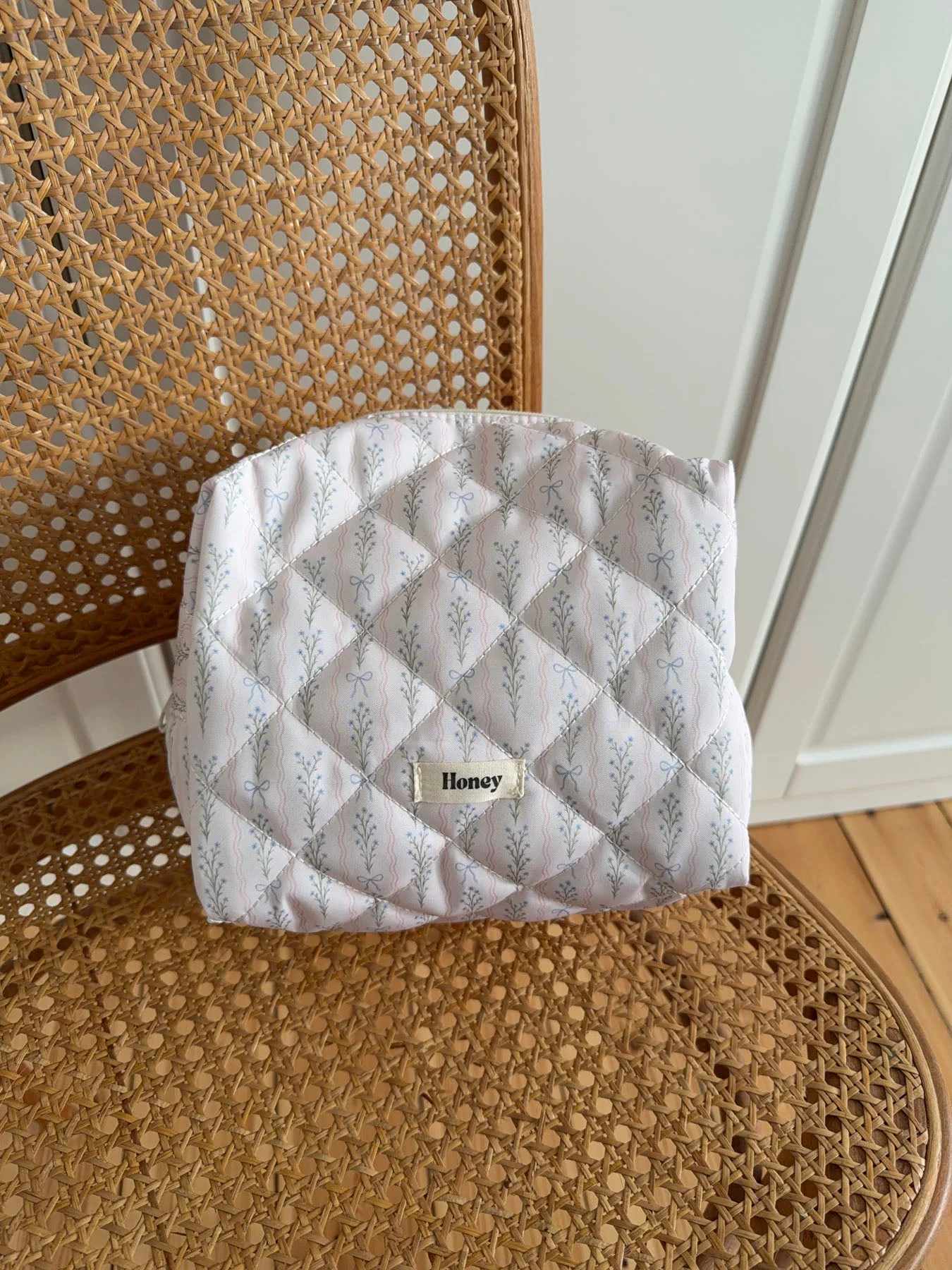 Honey large toiletry bag with pattern - Off white 5 Honey large toiletry bag with pattern - Off white