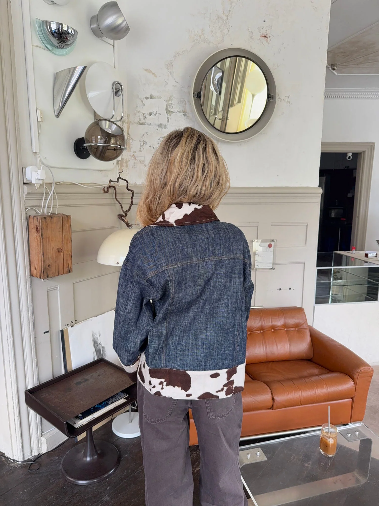 Suiva denim jacket with cow print – Blue/brown/white 5 Suiva denim jacket with cow print – Blue/brown/white